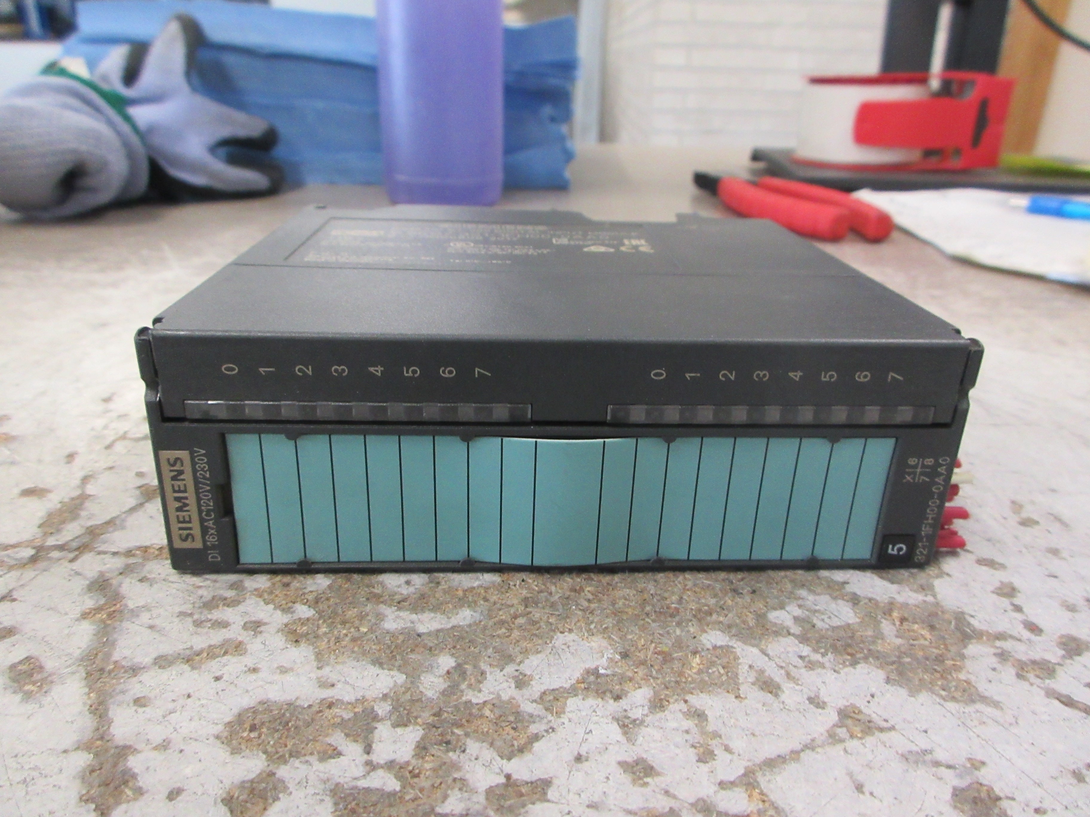 Siemens Simatic S7 Digital Input Module 6ES7 321-1FH00-0AA0 FS: 5 Used