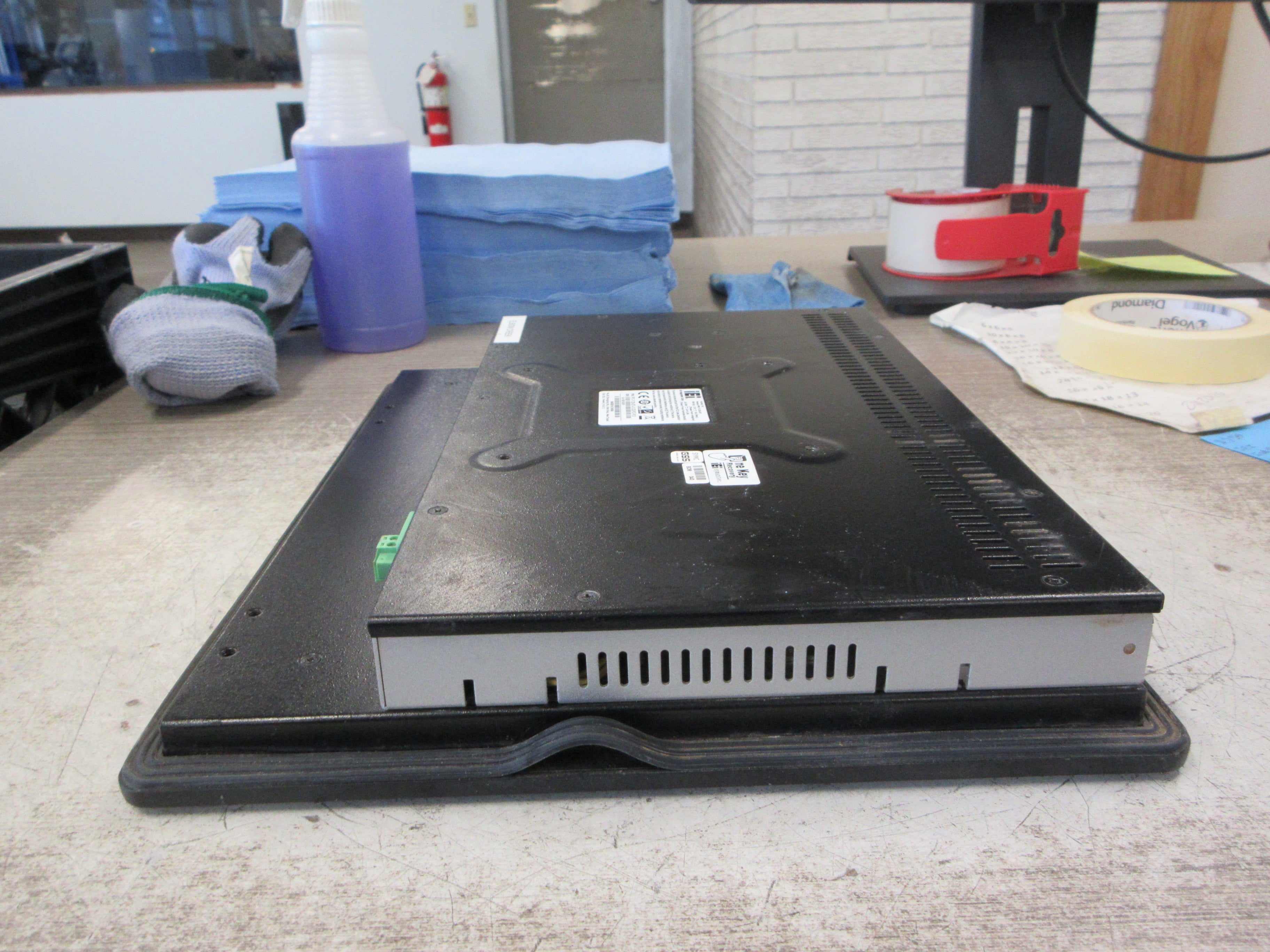 IEI Industrial Panel PC PPC-F12B-Bti-J1/2G/PC-R10 Intel Celeron J1900 12.1" Used