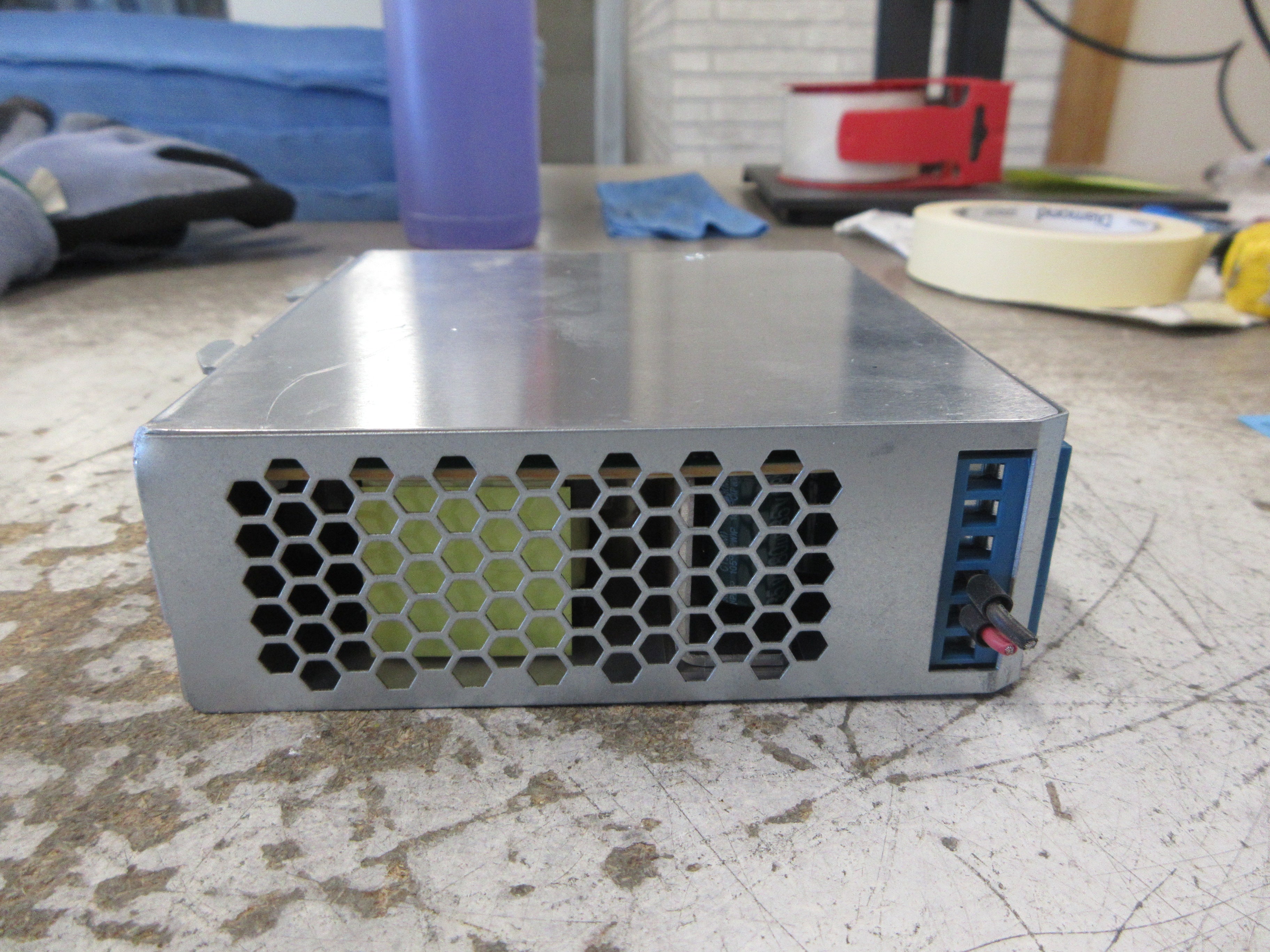 Emerson Sola Power Supply SVL 5-24-100 Input: 100-240V , 2.5A . 50-60Hz Used