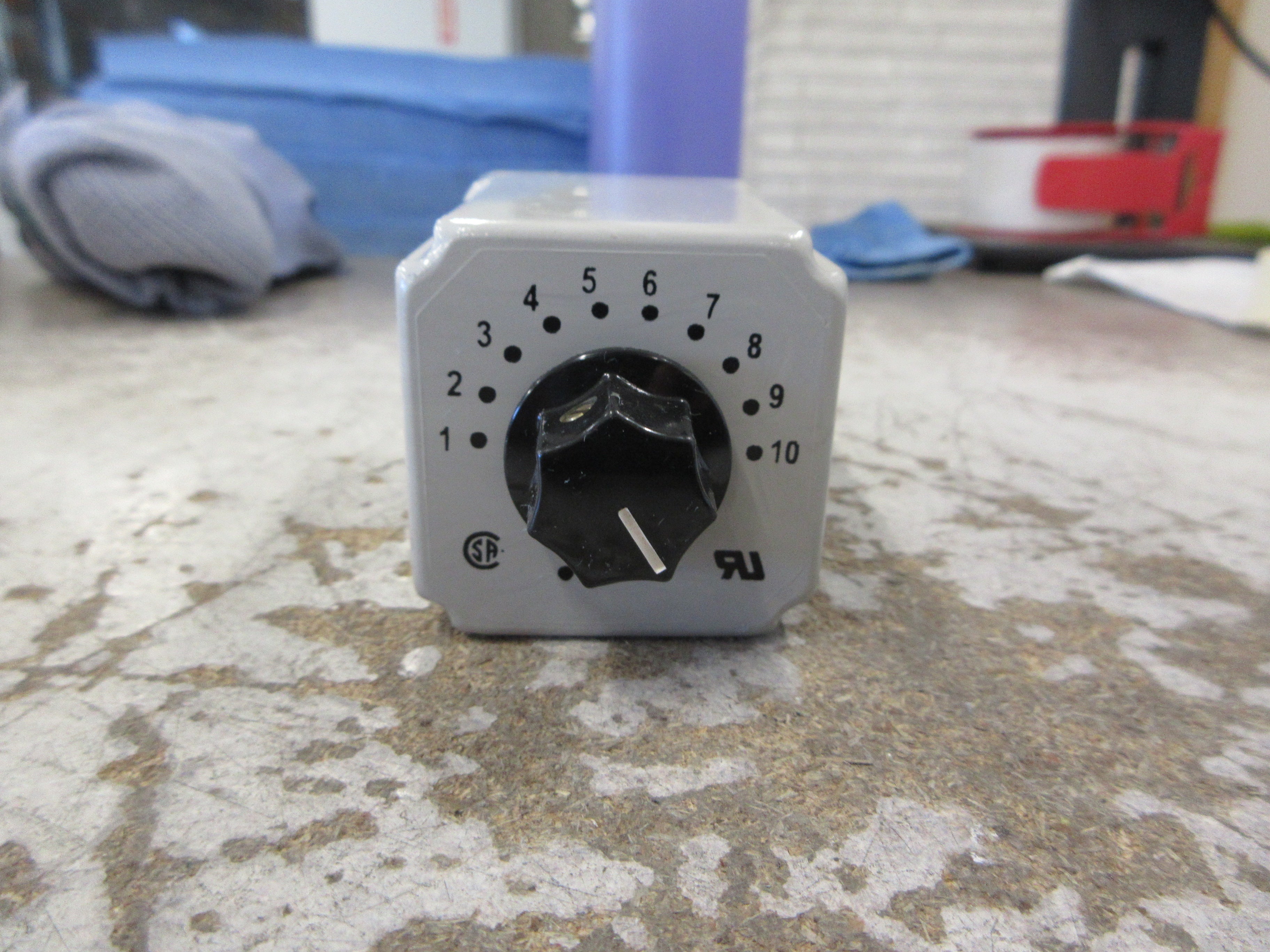 Time Mark Signaline Release Delay Relay 331-24V-10S 24V Coil Range: 1-10Sec Used