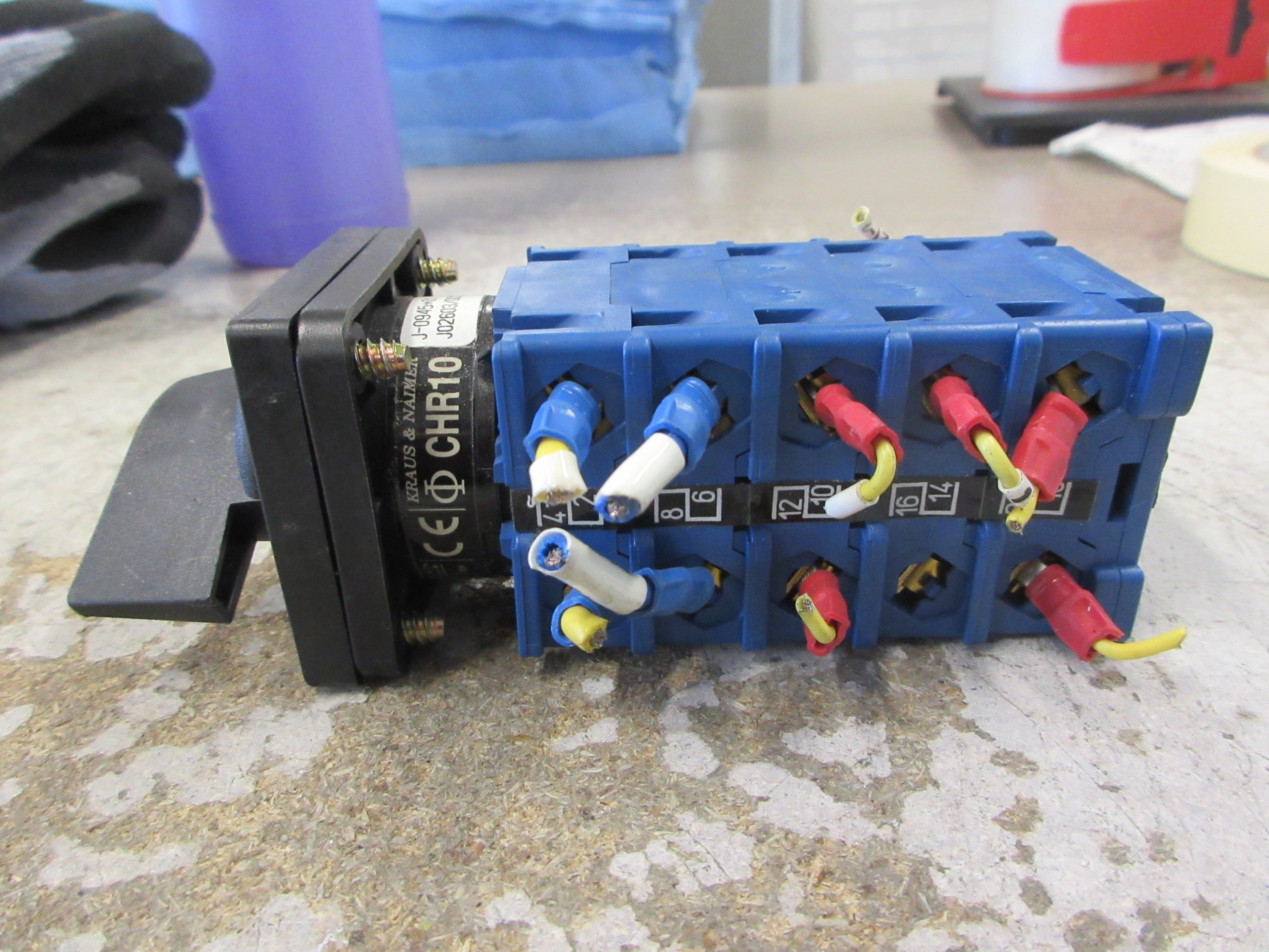 Kraus & Naimer CHR10 Bypass Rotary Switch J-0945-01 Used