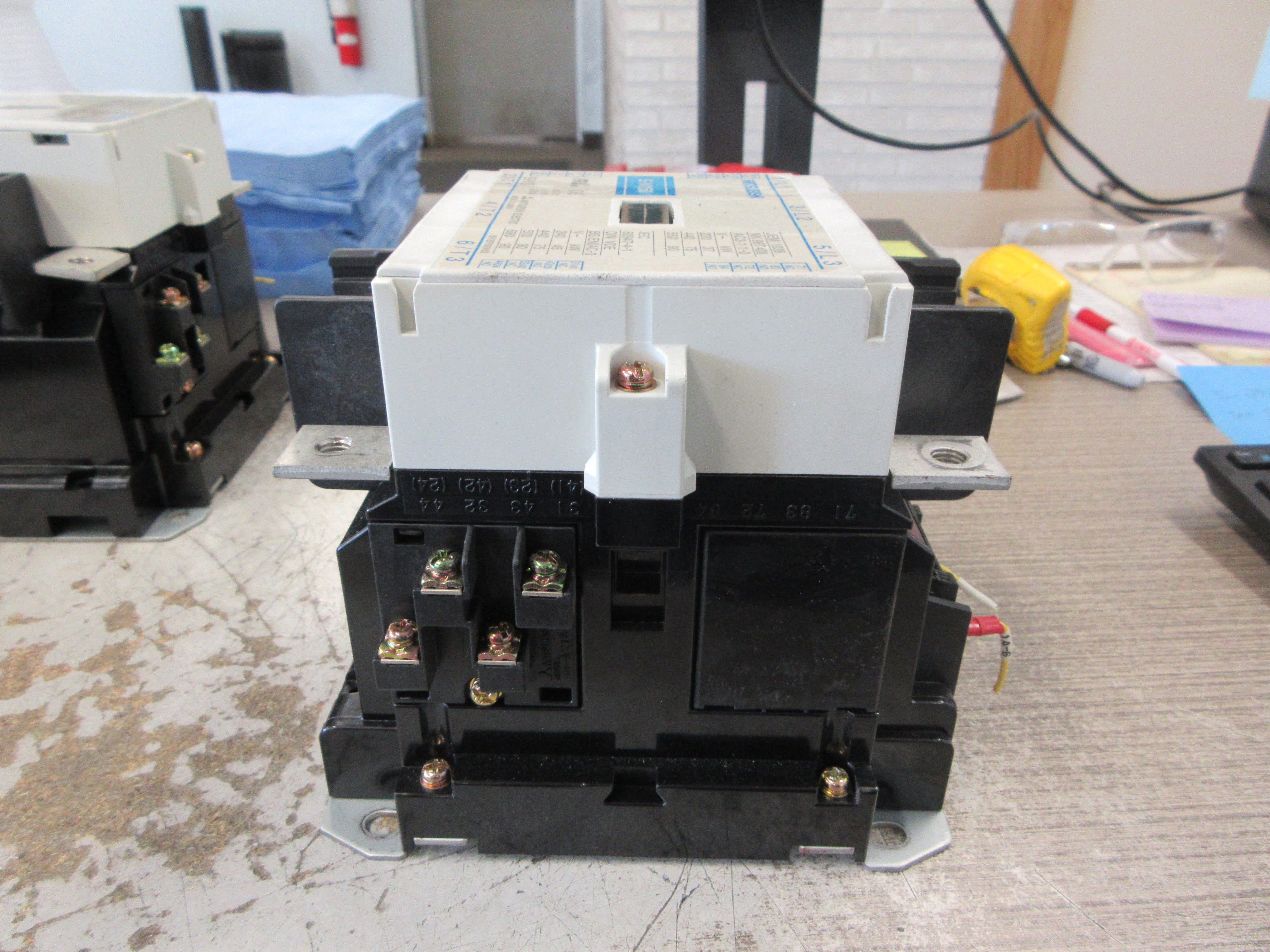 Mitsubishi Contactor S-N150 200-240V Coil 150A 600V 3P Used