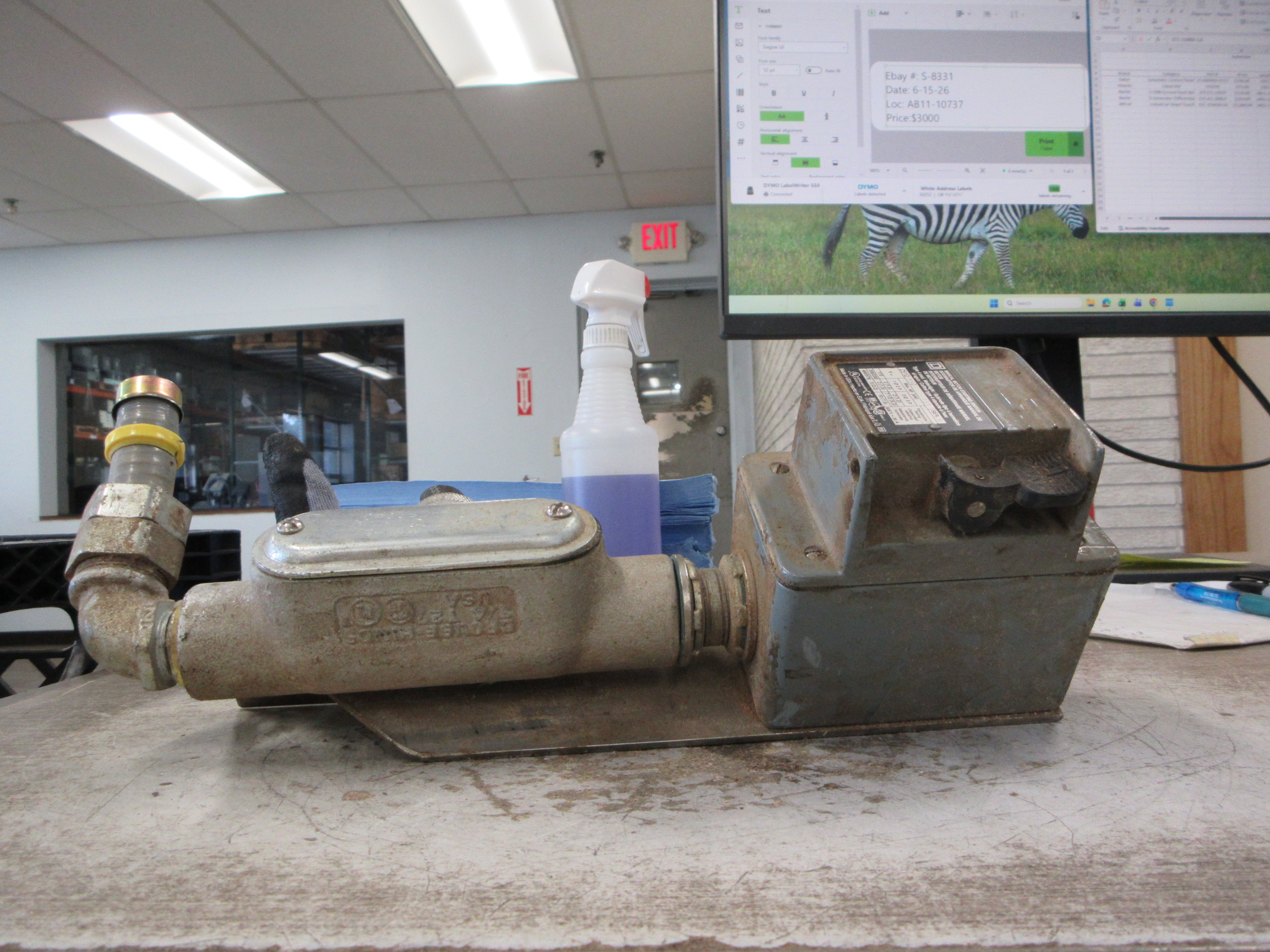 Square D Type 4 Manual Starter 2510-KW2 Ser. A 30A 600V Used