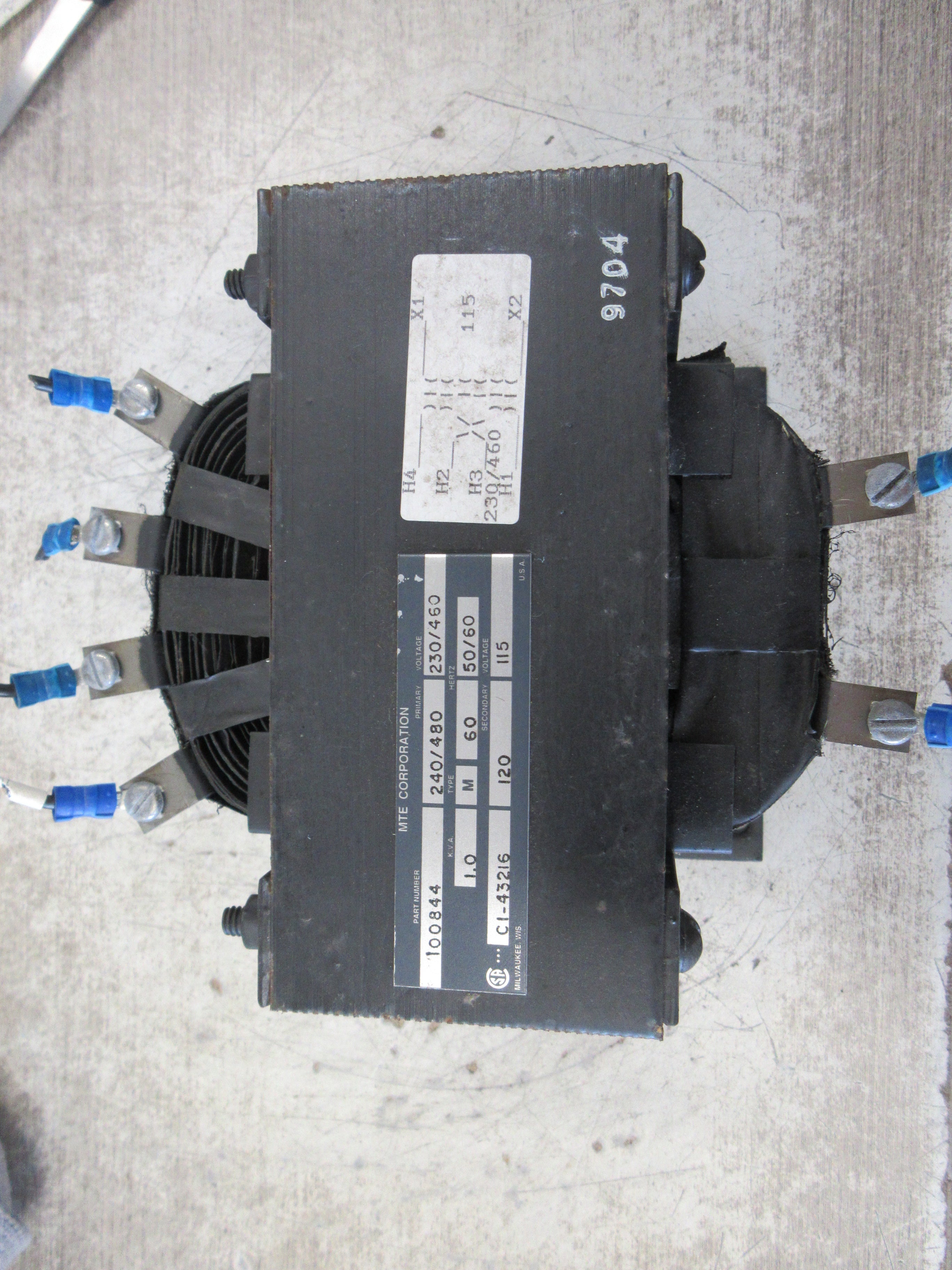 MTE Transformer 100844 1.0KVA Pri: 240/480V Sec: 120V Used