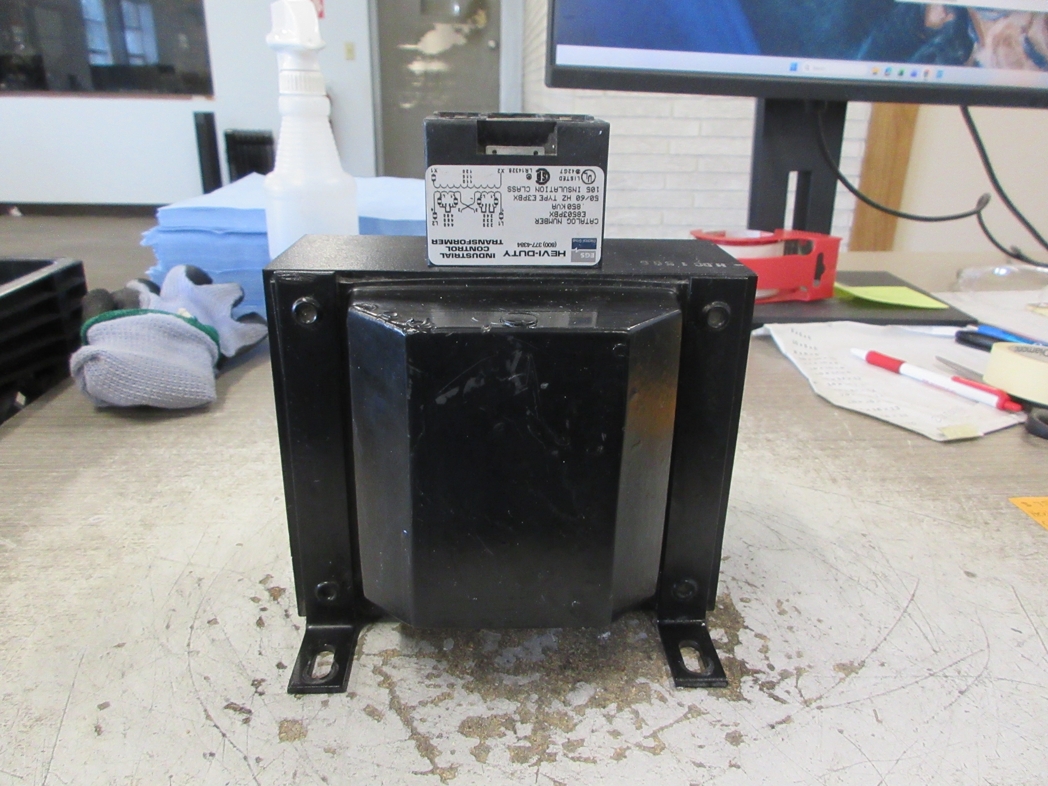 Hevi-Duty Control Transformer E8503PBX 0.850KVA Pri: 240/480V Sec: 120V Used