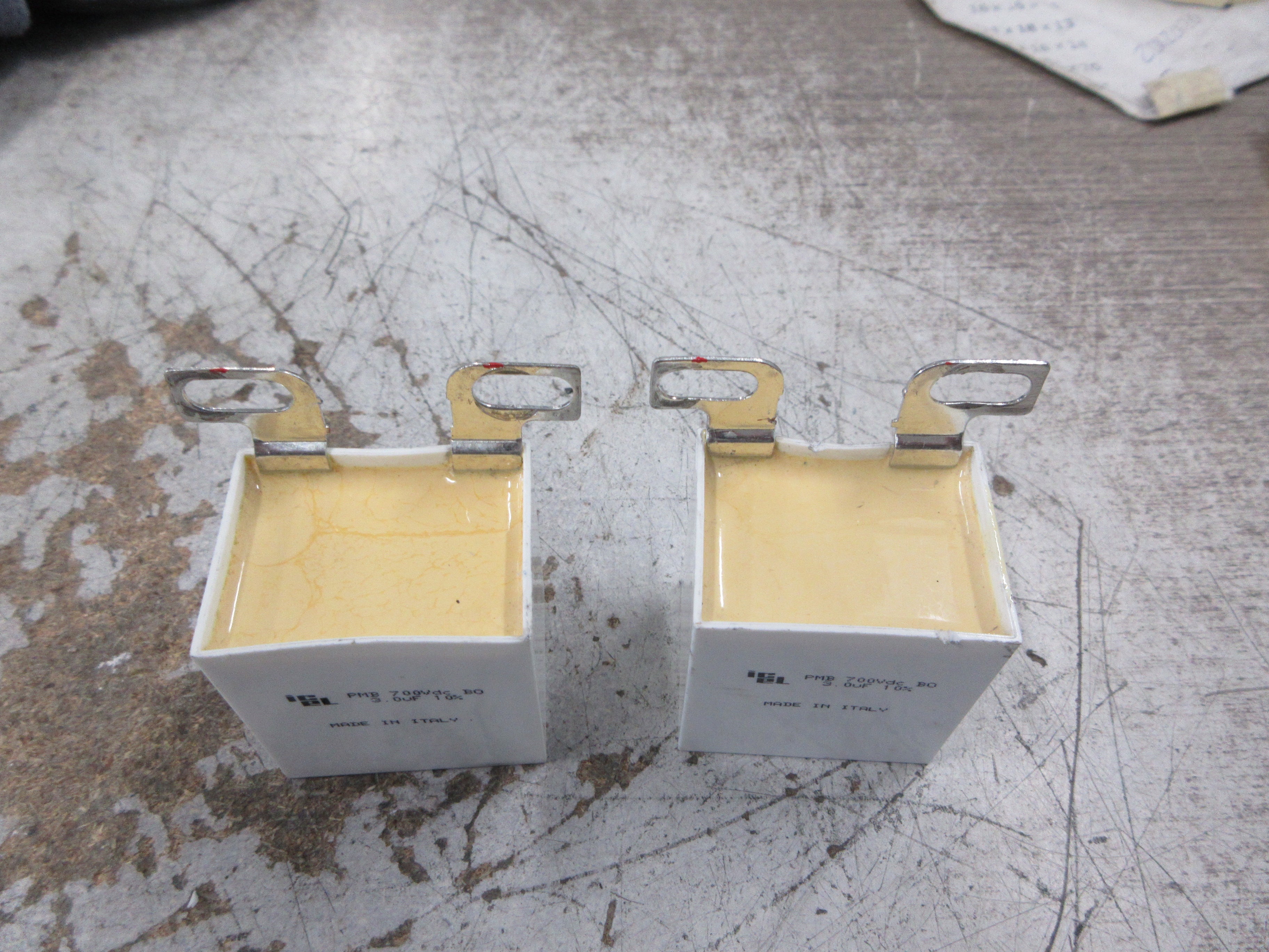 ICEL Capacitor PMB-700VDC-B0 3uF 700VDC *Lot of 2* Used