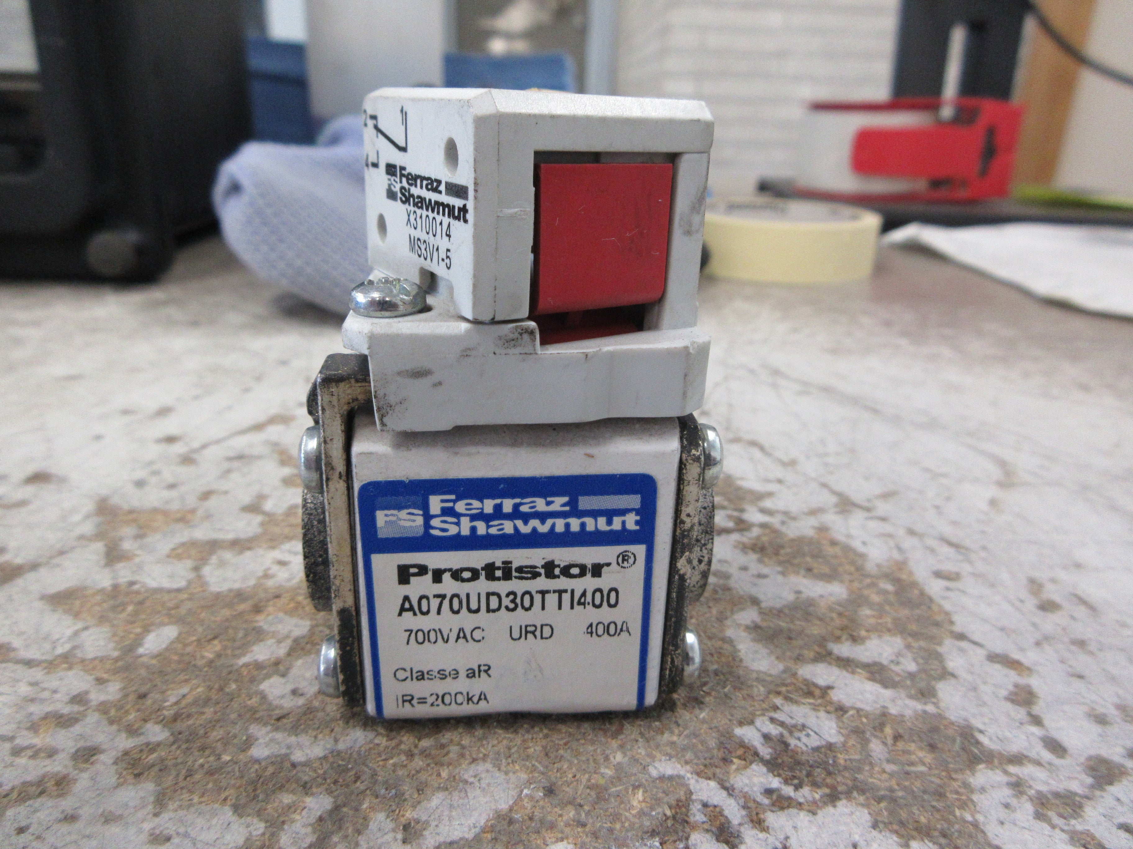 Ferraz Shawmut Protistor Fuse A070UD30TTI400 400A 700V Used