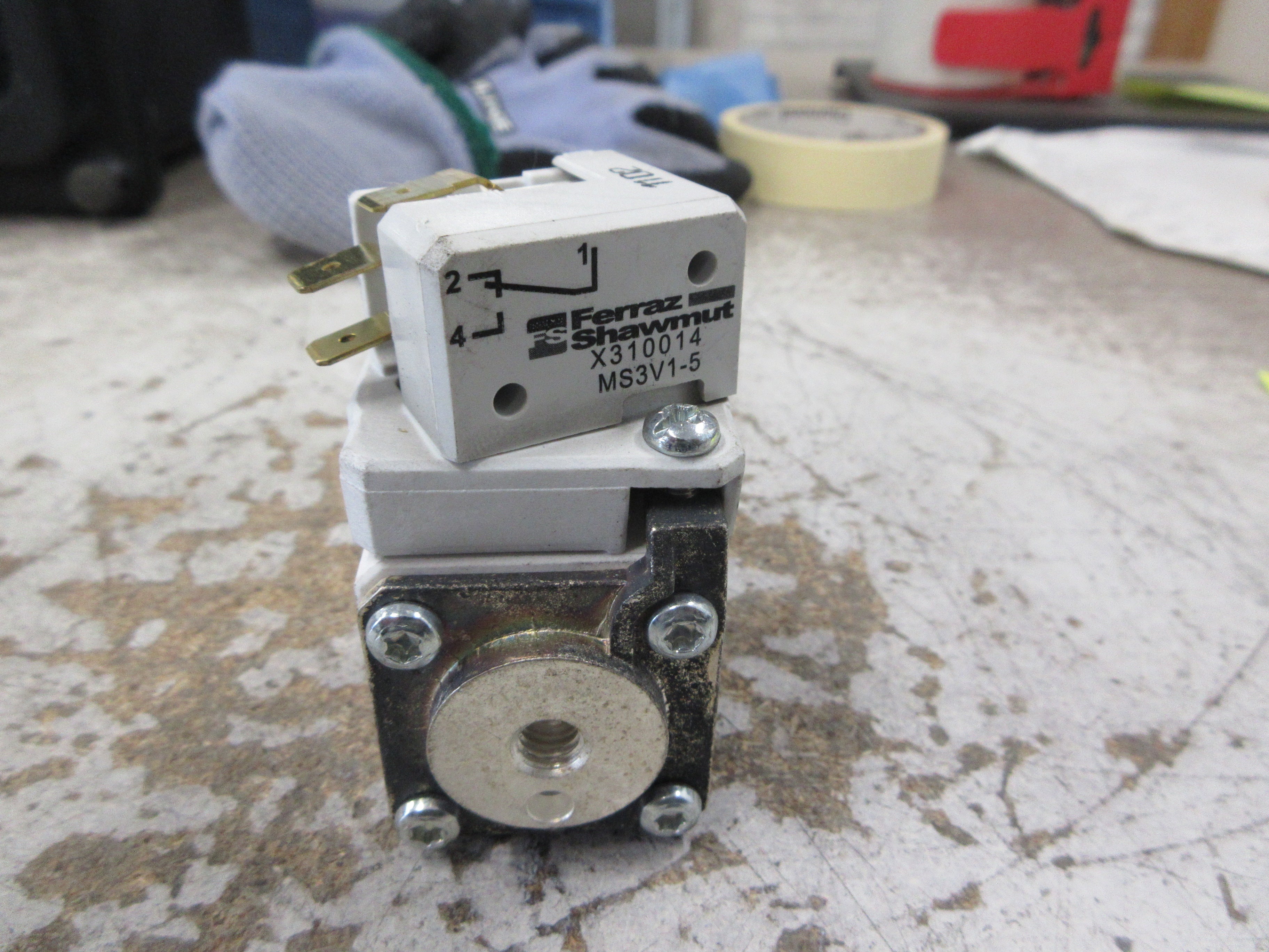 Ferraz Shawmut Protistor Fuse A070UD30TTI400 400A 700V Used