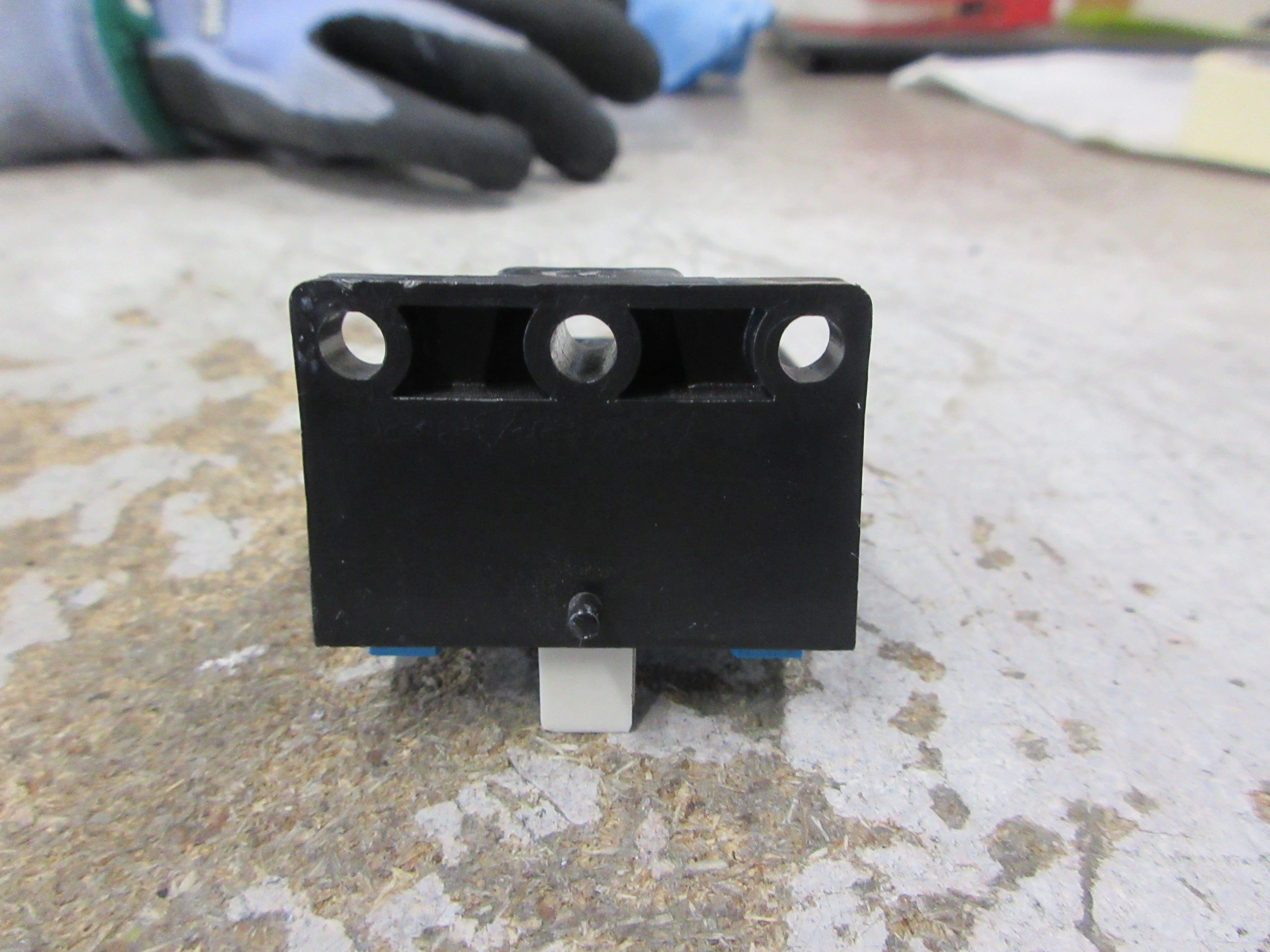 LEM Current Sensor HAL 600-S Used