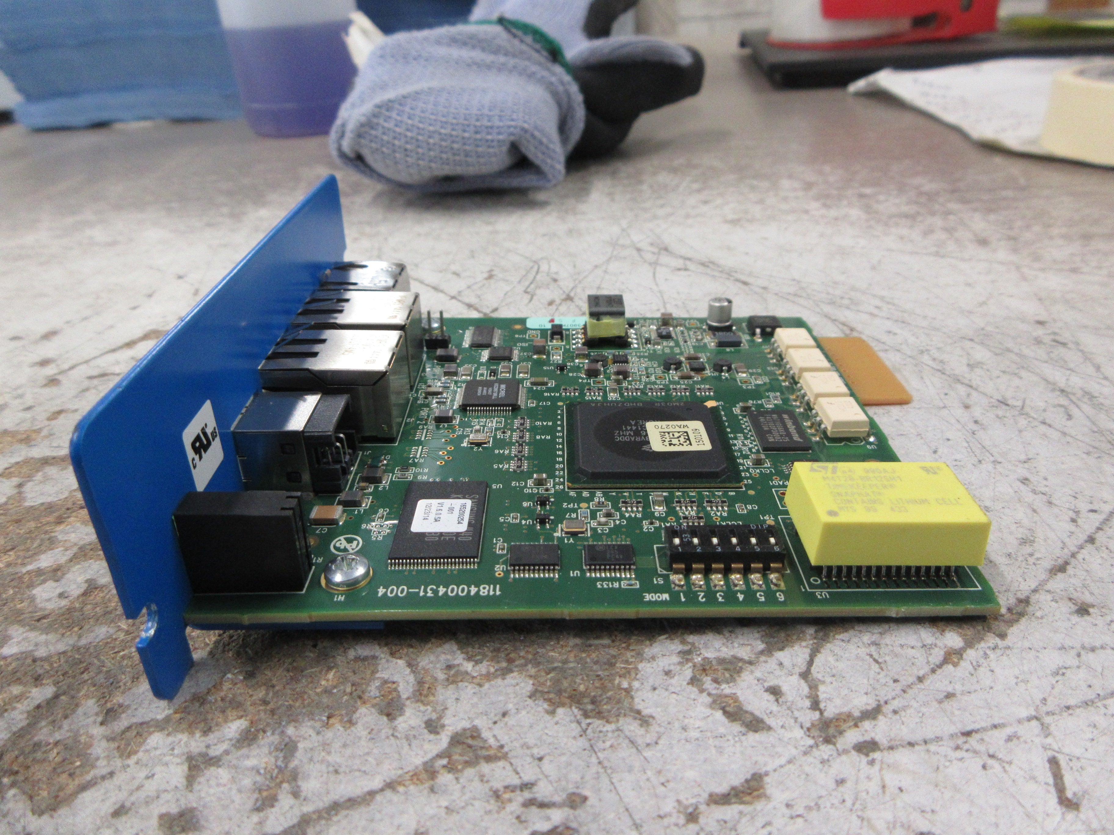 Eaton Power Xpert Gateway 103007946-001 Rev. 008 Used
