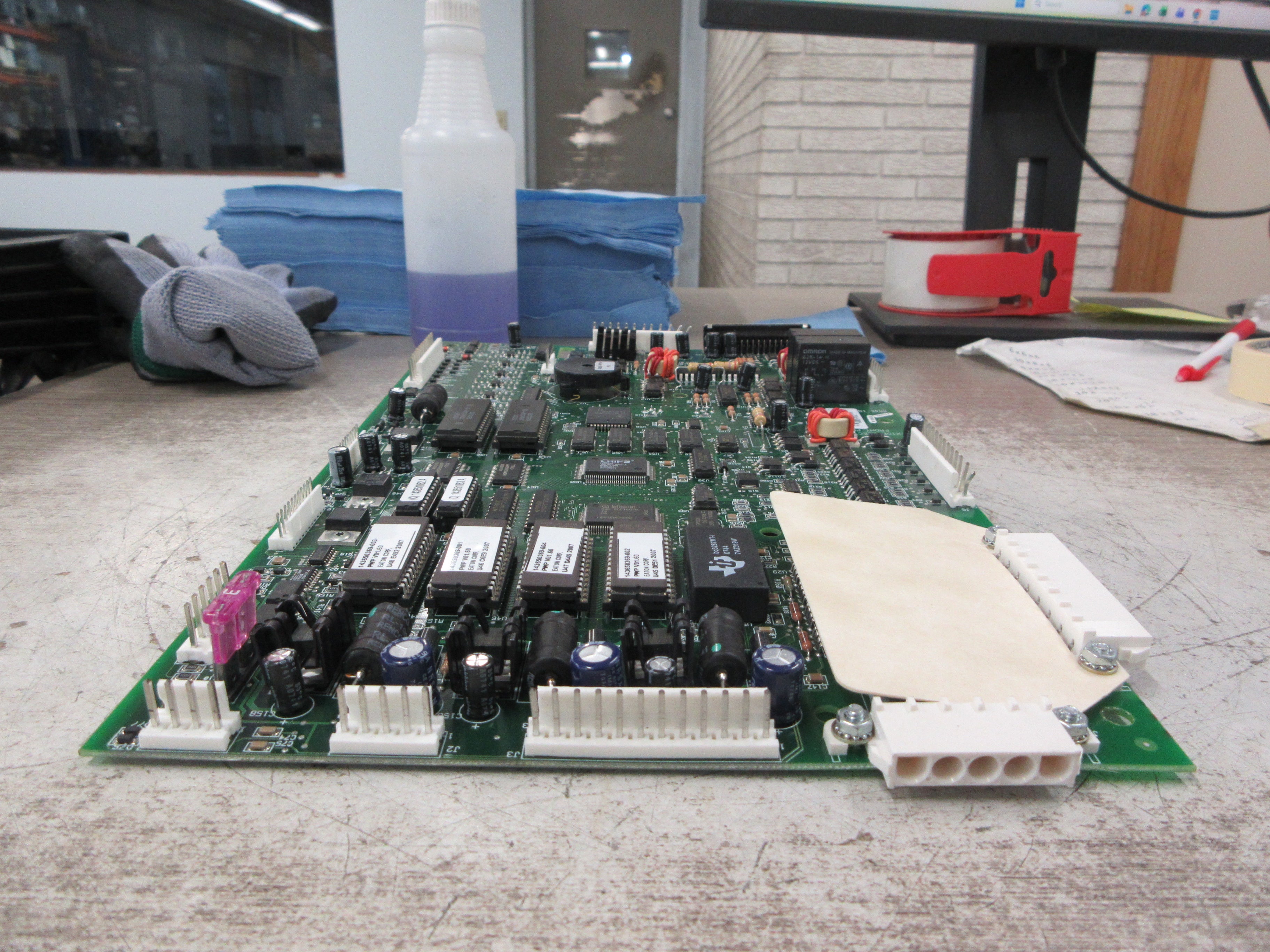 Eaton Monitor Panel Control Board 101073071-001 Rev. 1 Used