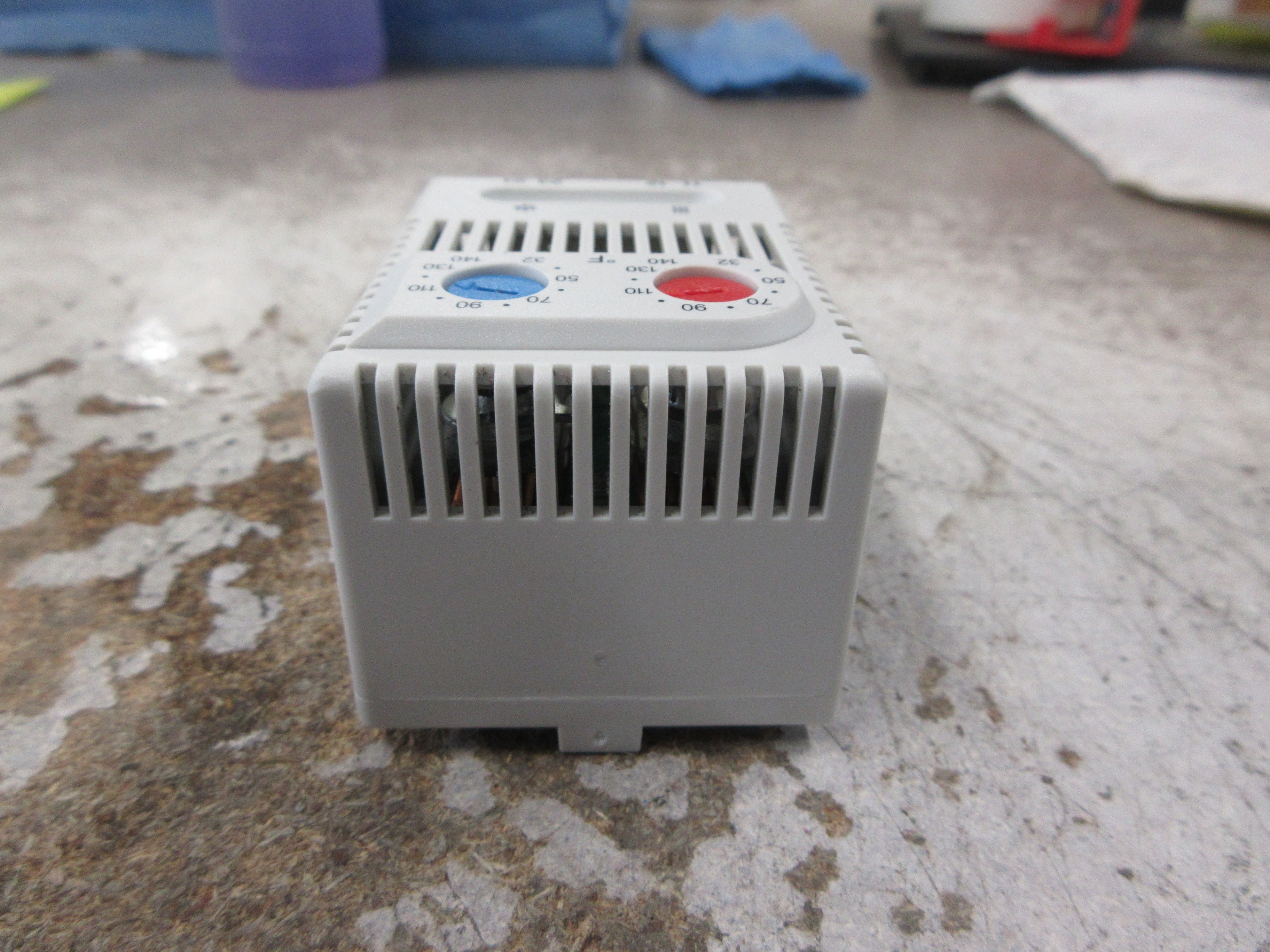 Stego Double Thermostat ZR 01172.0-01 Range: 32-140°F Used