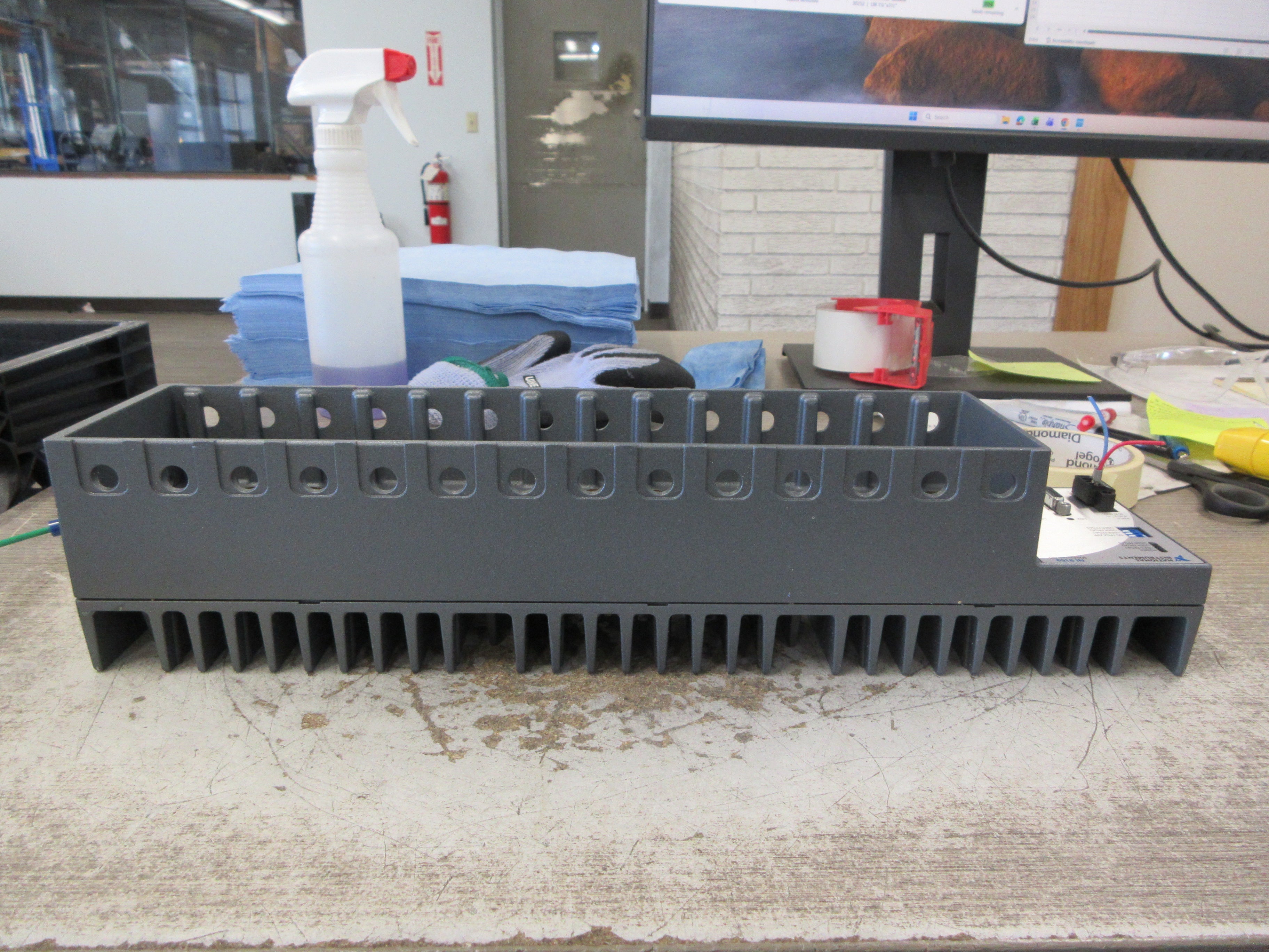 National Instruments NI 9159 MXI-Express RIO Chassis 199305A-02L 14-Slot Used