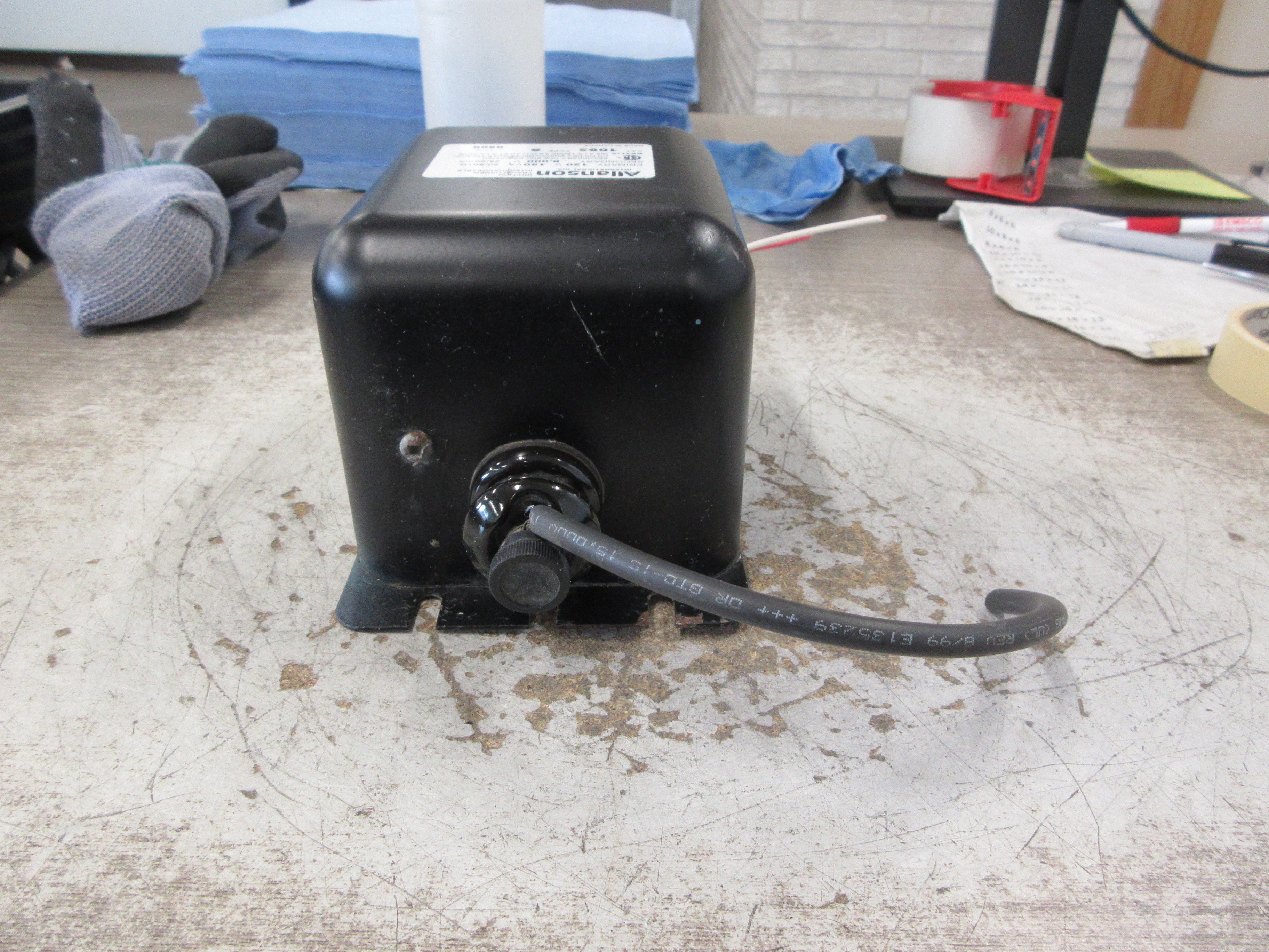 Allanson Ignition Transformer 1092-S 150VA Pri: 120V Sec: 6000V 50/60Hz Used