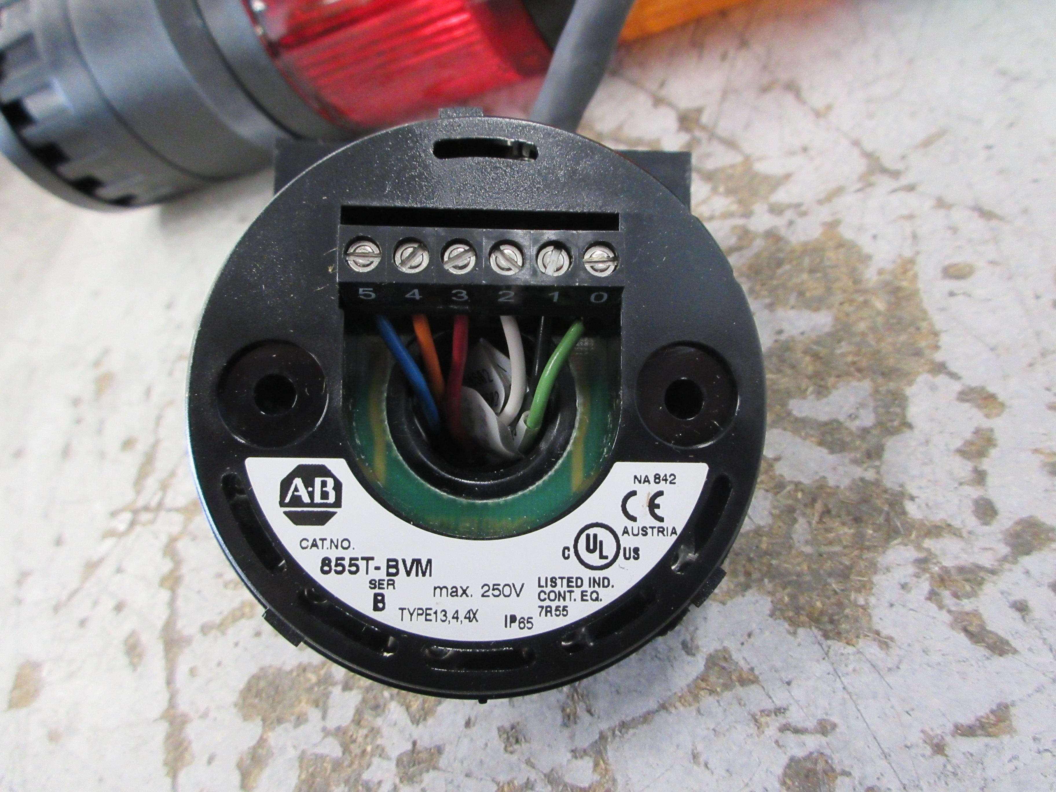 Allen-Bradley Light Stack 855T-BVM Ser. B Green/Amber/Red/Horn Used