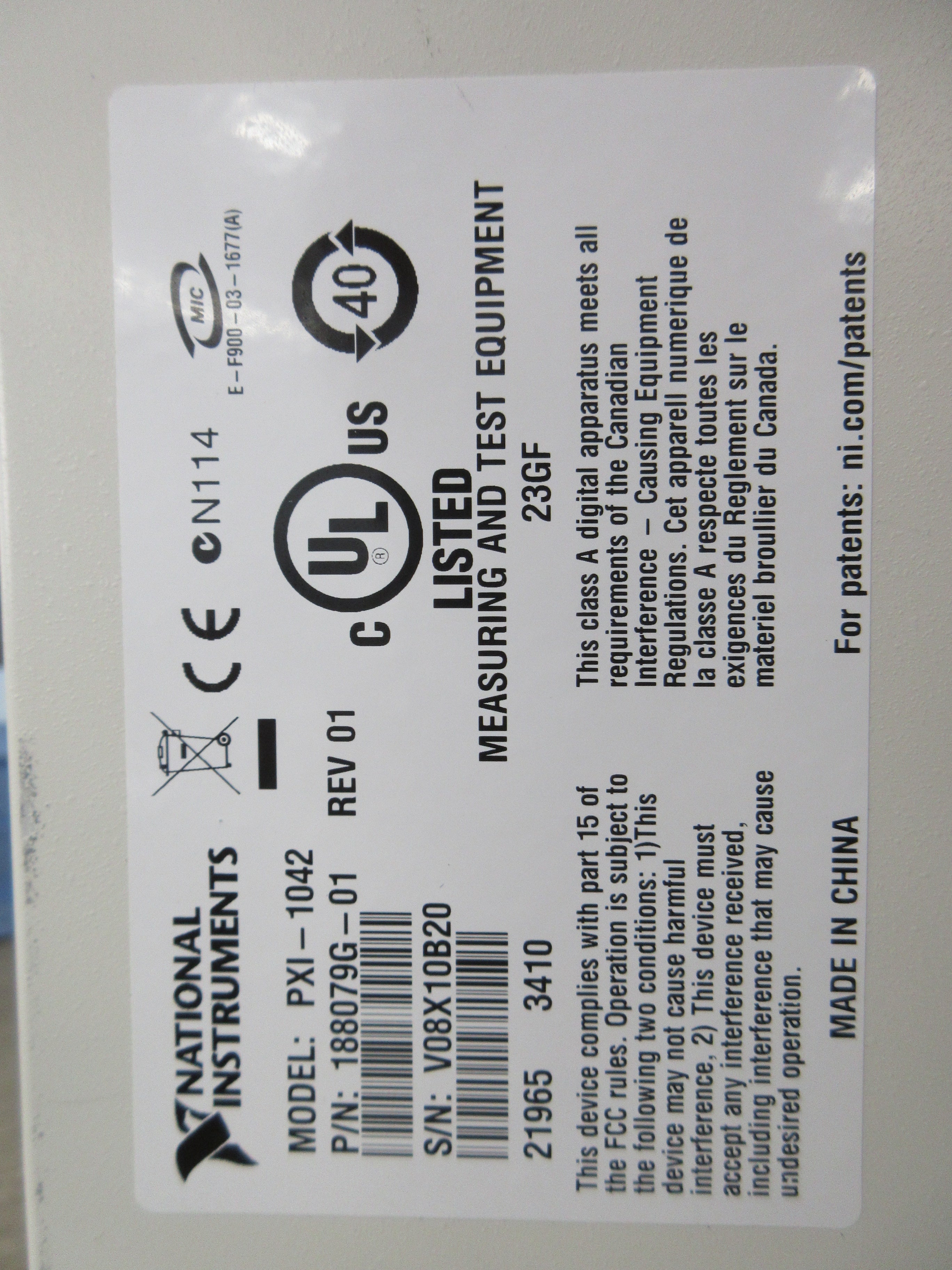 National Instruments PXI-1042 Chassis 188079G-01 Rev. 01 8-Slot Used