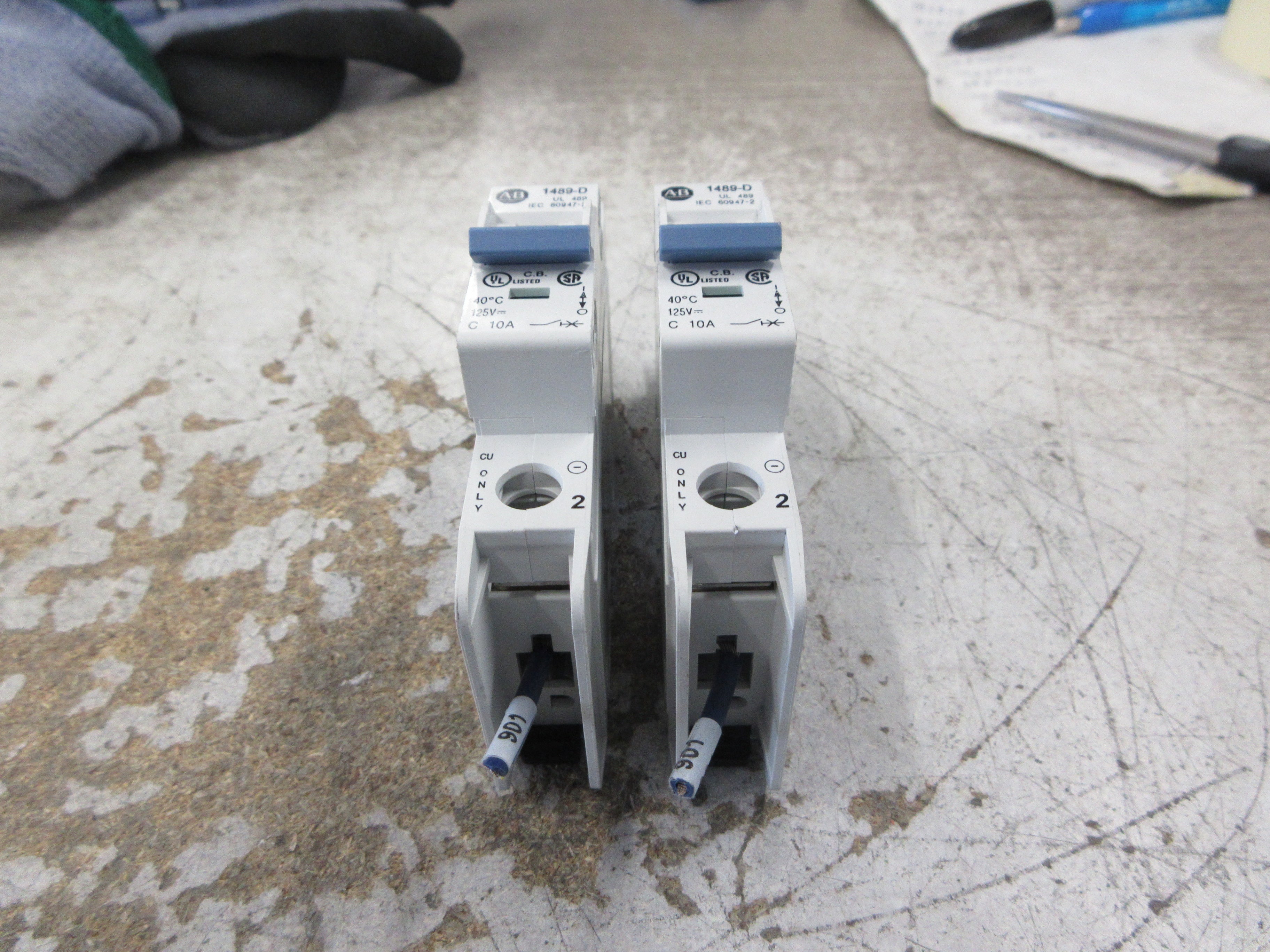 Allen-Bradley Circuit Breaker 1489-D1C100 Ser. A 10A 125VDC 1P *Lot of 2* Used