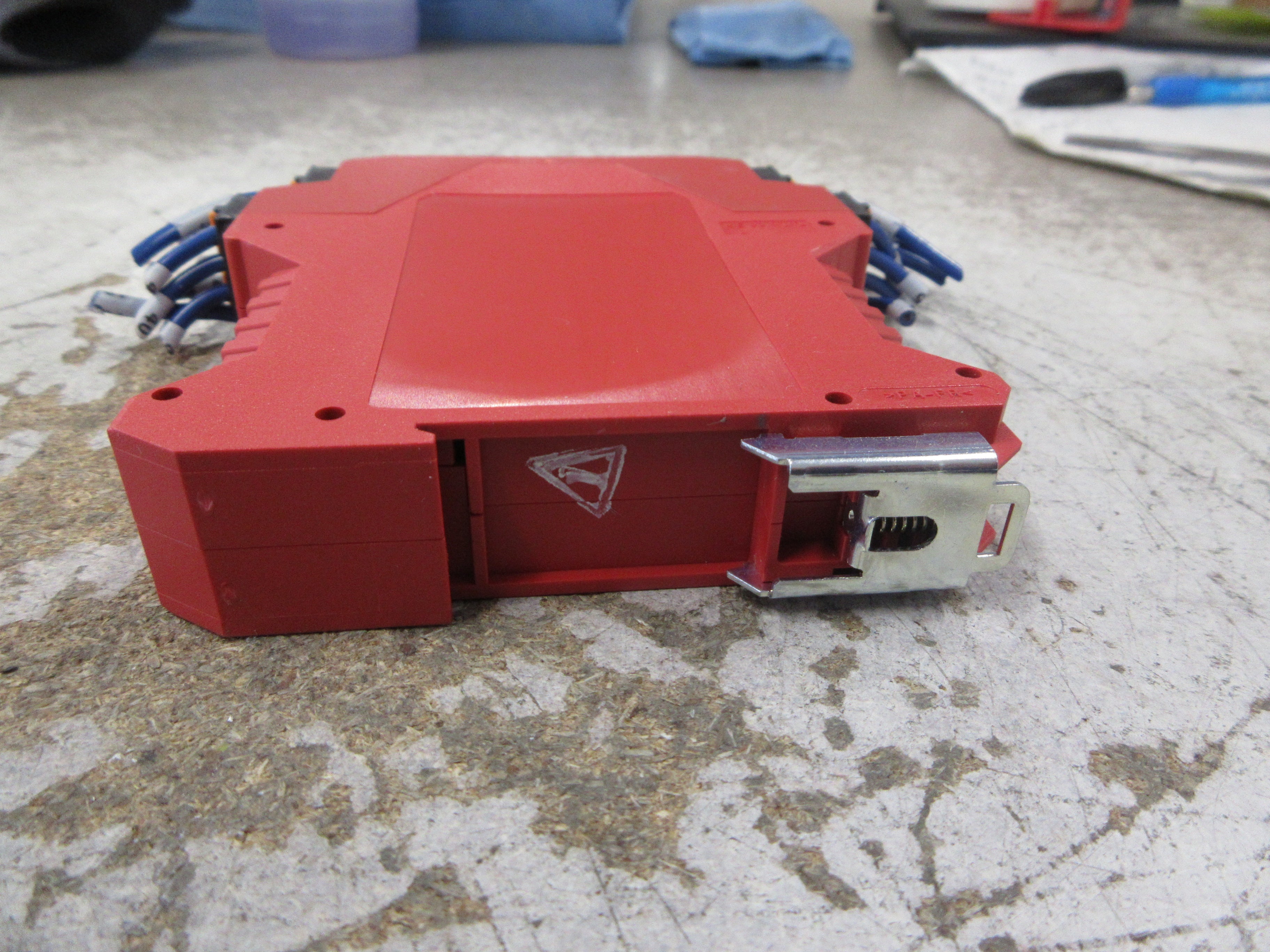 Allen-Bradley Guardmaster MSR127TP Safety Relay 440R-N23132-S Ser. C Used