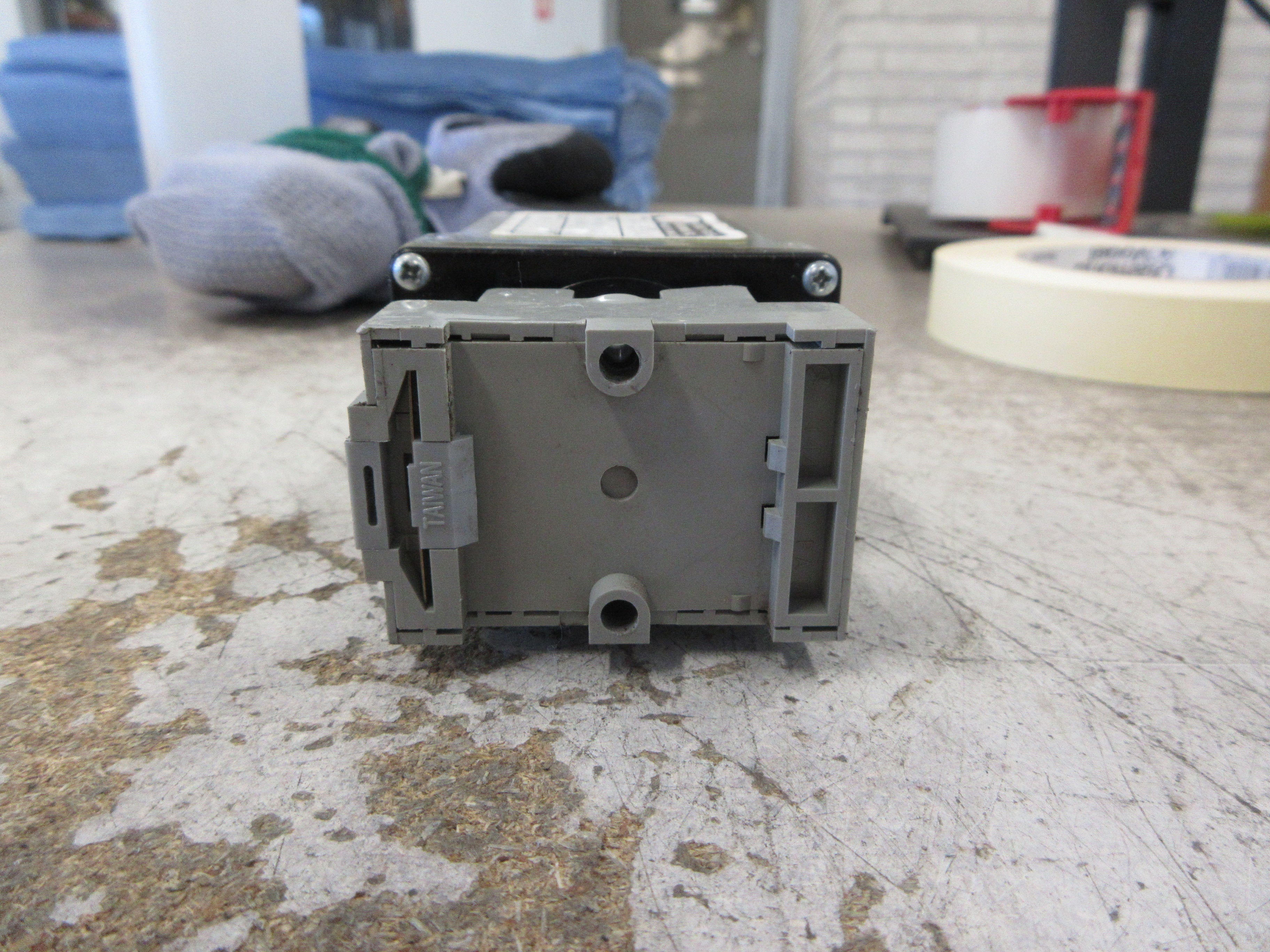 Absolute Process Instruments Isolated Frequency to DC Transmitter Relay Used