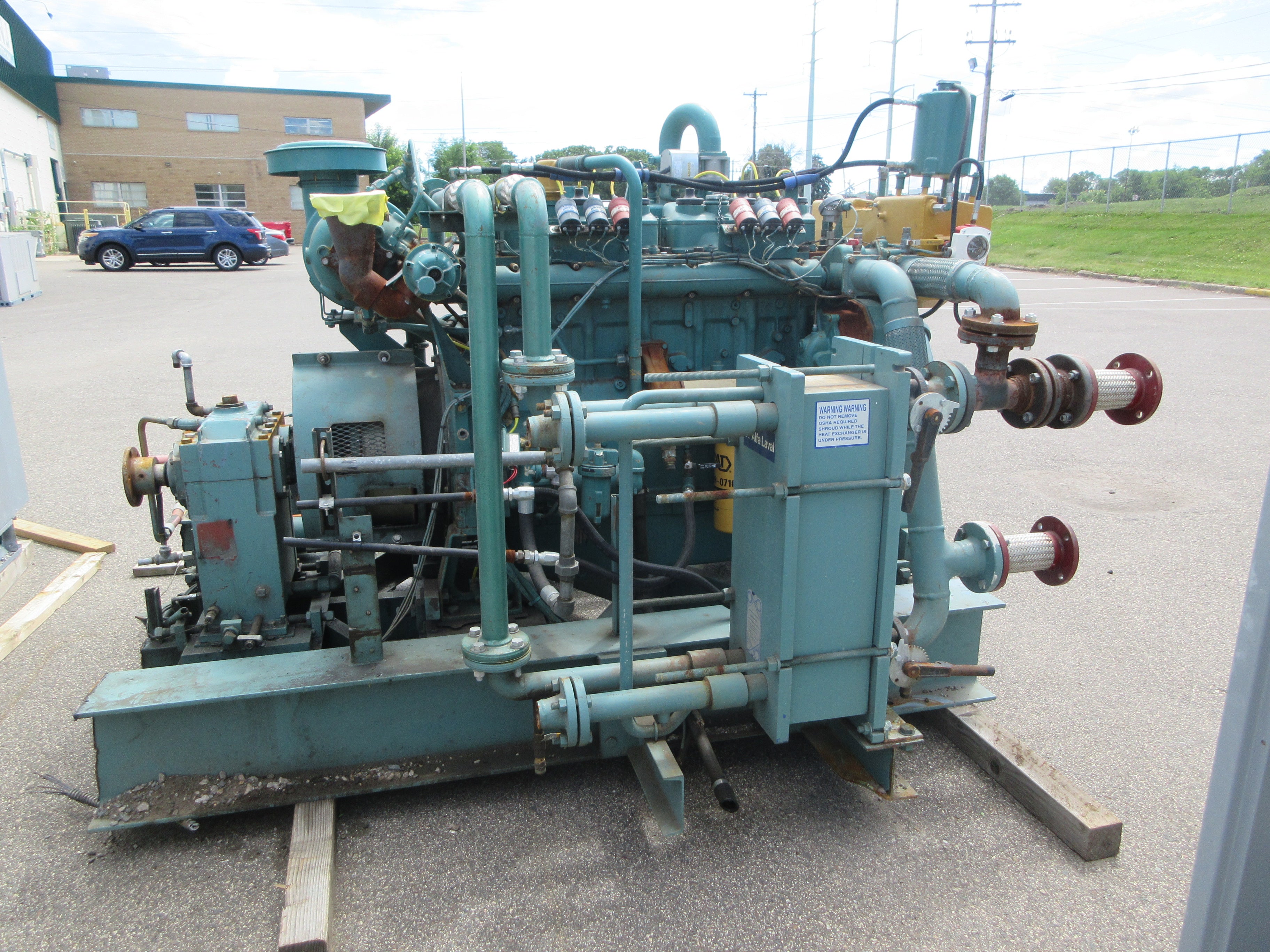 CAT Natural Gas Engine 102-9392-2T8586 365HP 1800RPM *For parts/Not Working*