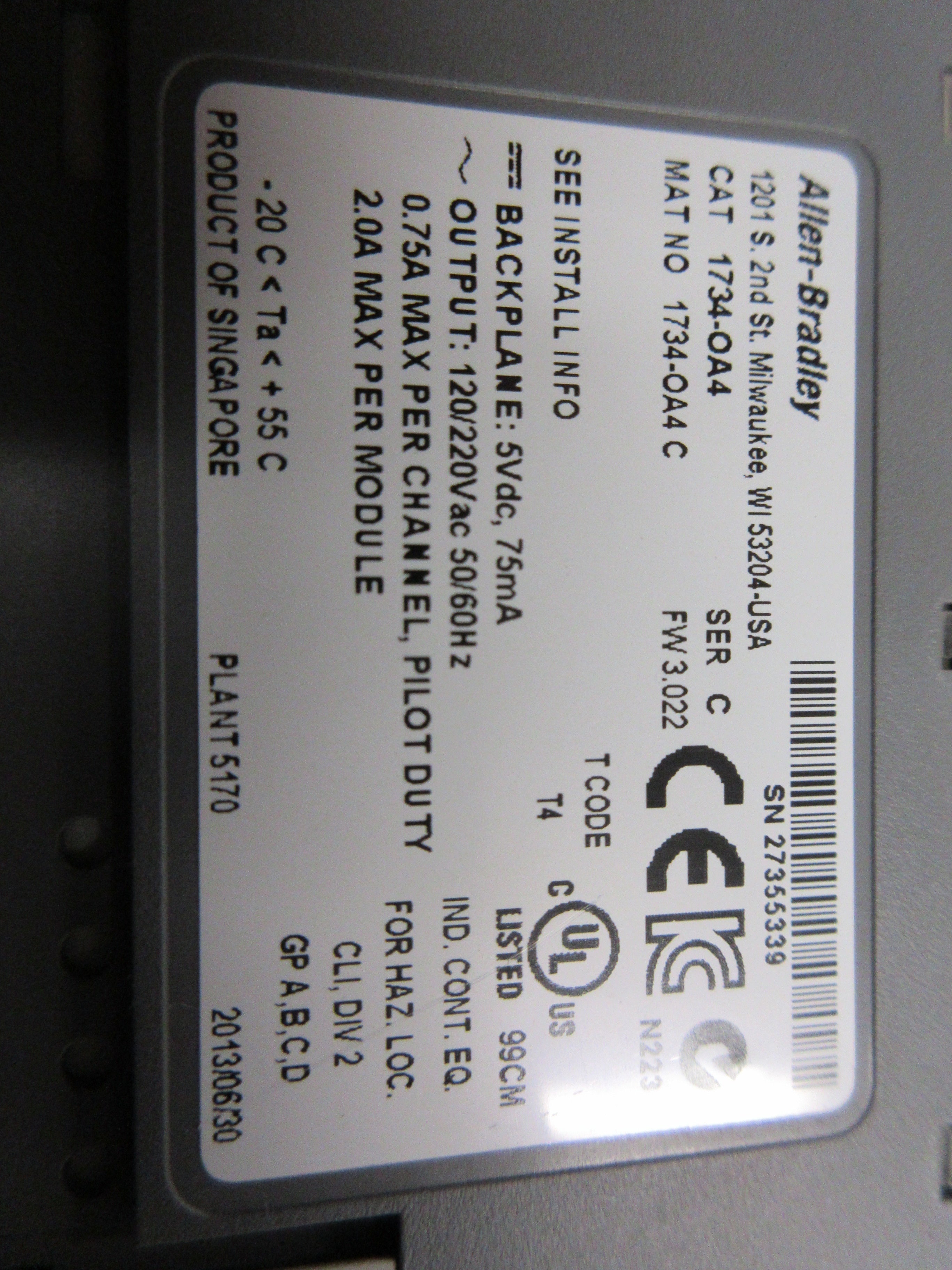 Allen-Bradley Point I/O Digital Output Module 1734-OA4 Ser. C FW: 3.022 Used