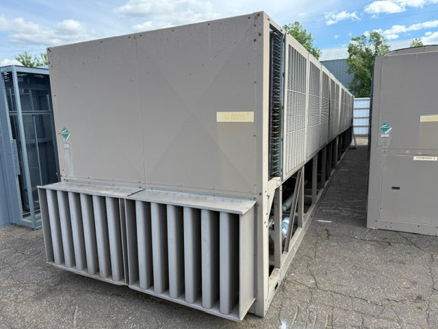 York YCAV Air Cooled Chiller YCAV0417VA46V 400 Ton (417 Ton Nominal) 460V Used
