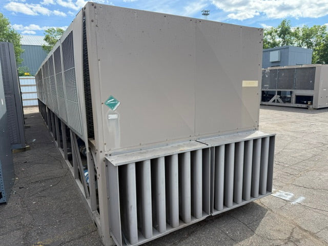 York YCAV Air Cooled Chiller YCAV0417VA46V 400 Ton (417 Ton Nominal) 460V Used