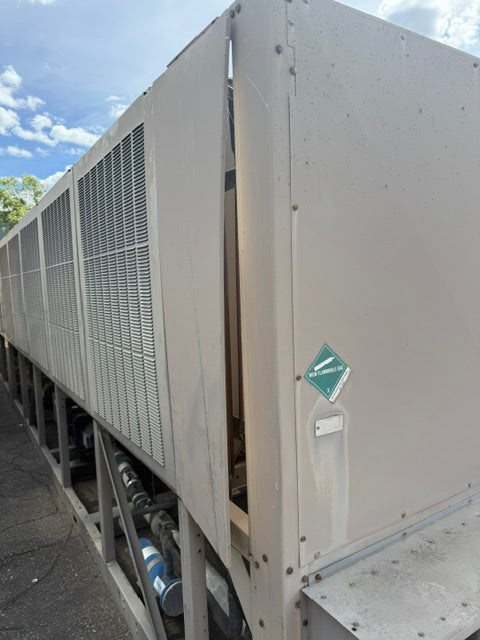 York YCAV Air Cooled Chiller YCAV0417VA46V 400 Ton (417 Ton Nominal) 460V Used