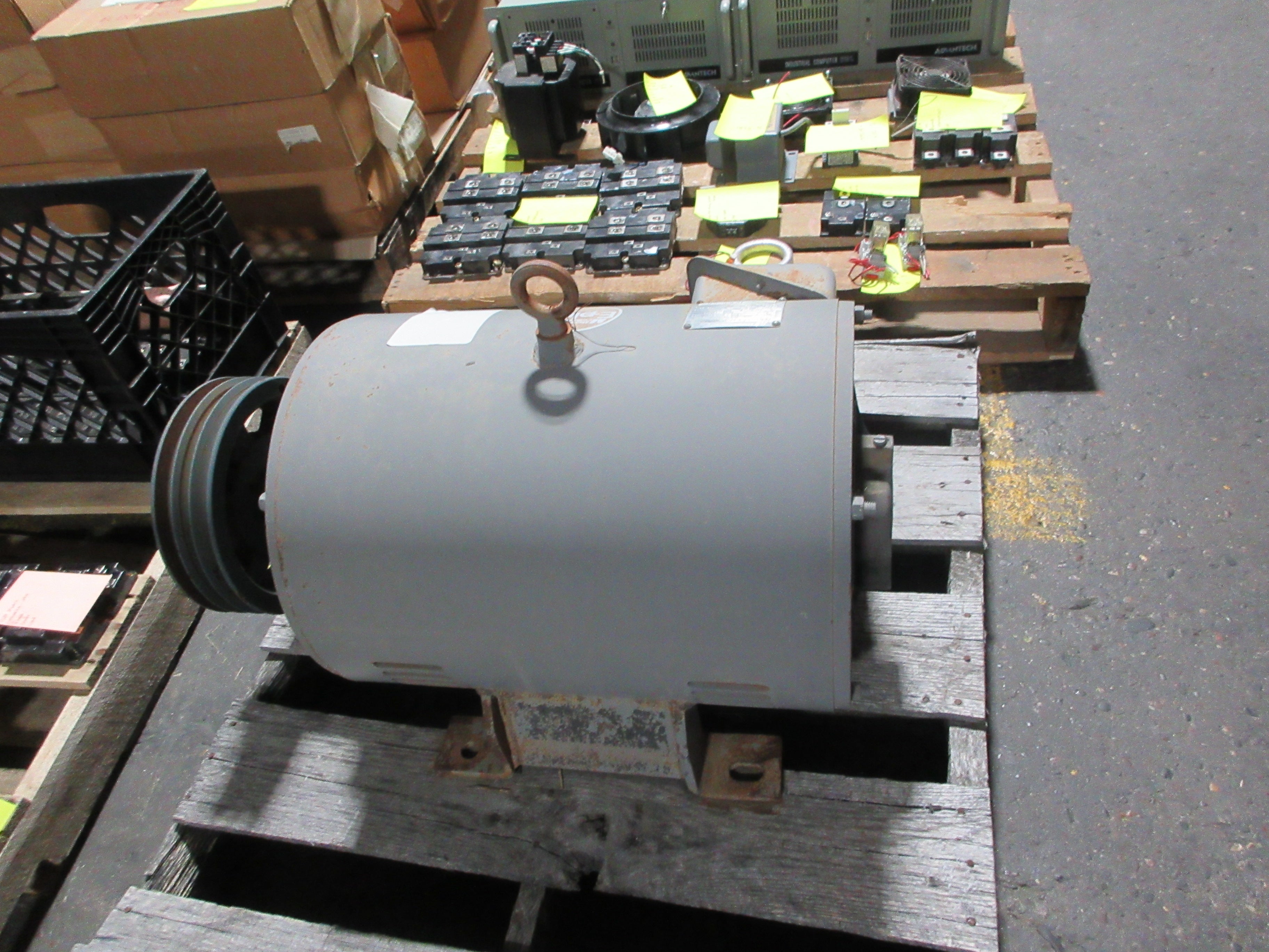 MagneTek AC Motor 6-370367-01 40HP 230/460V 1775RPM 96/48A Frame: S324T Used