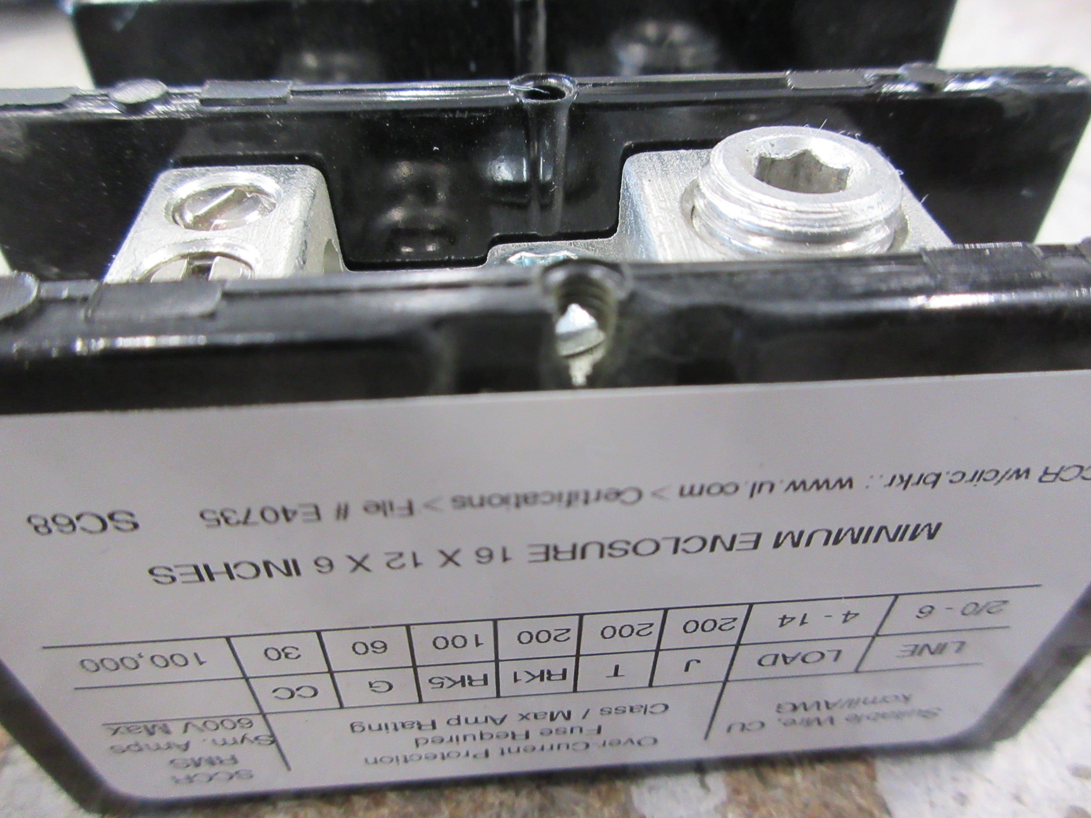 Allen-Bradley Power Distribution Block 1492-PD3141 Ser. B 175A 600V 3P Used