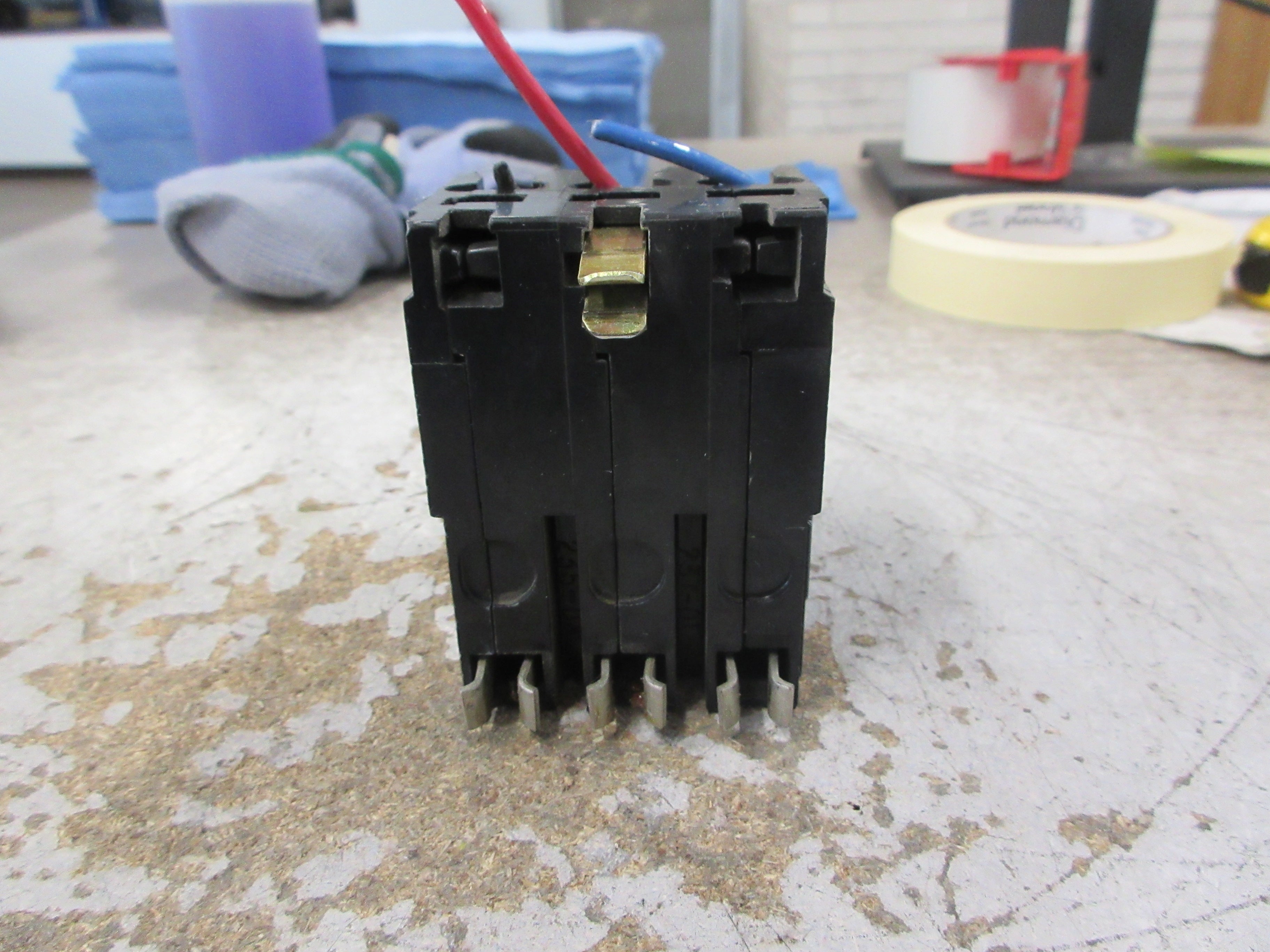 Square D Clip-On Circuit Breaker QO315 15A 240V 3P Used