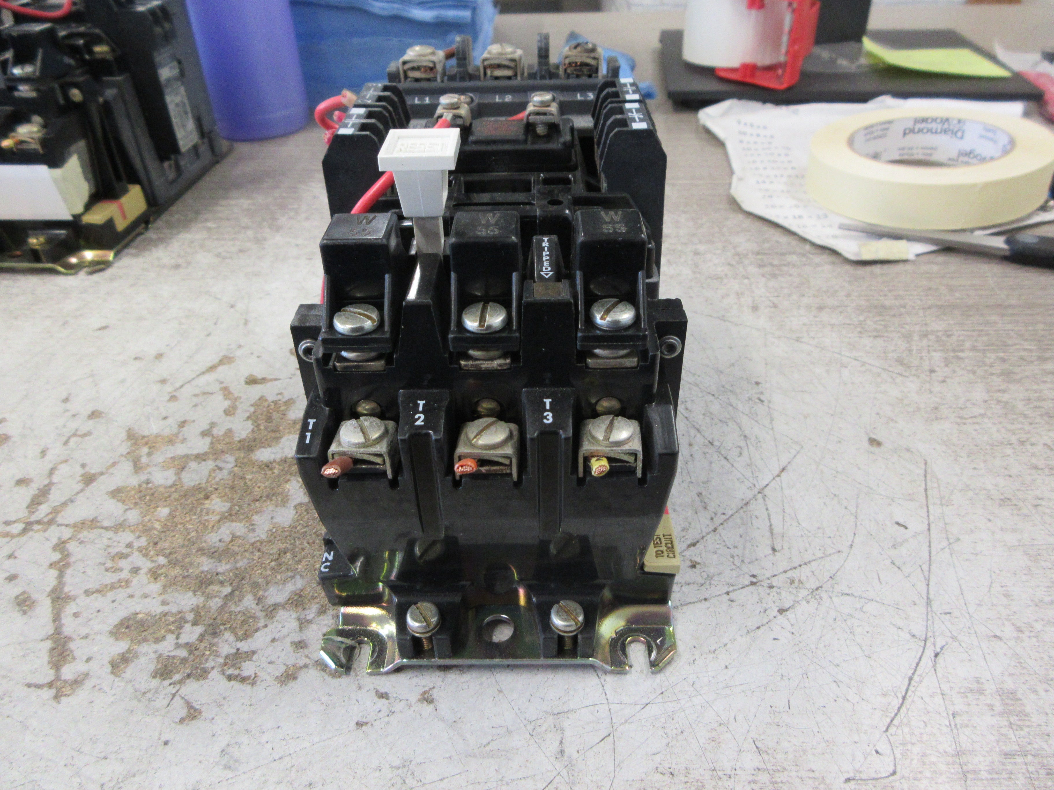 Allen-Bradley Size 1 Starter 509-BOD Ser. B 115-120V Coil 27A 600V Used