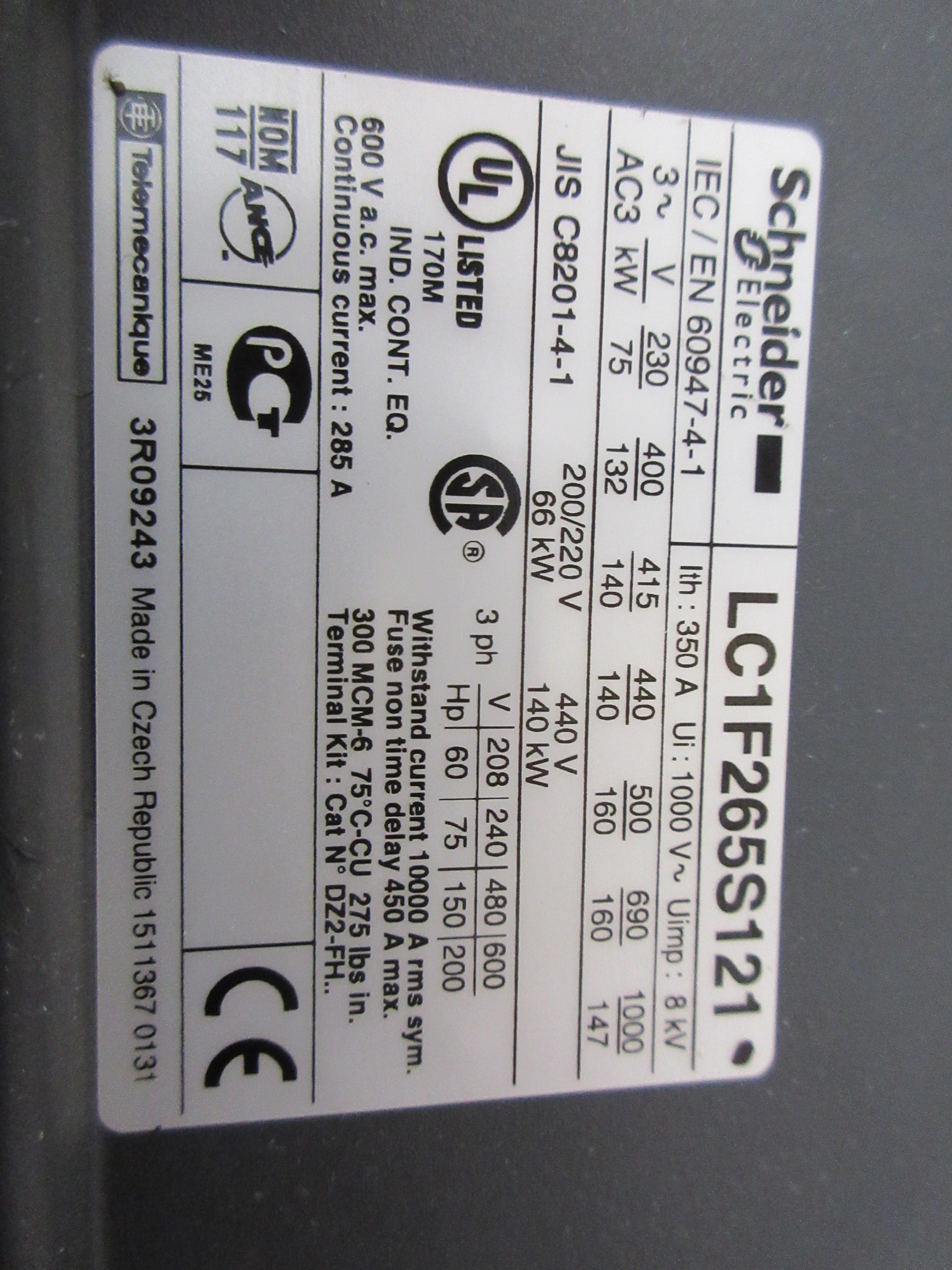 Schneider Electric Contactor LC1F265S121 24VDC Coil 285A 600V Used