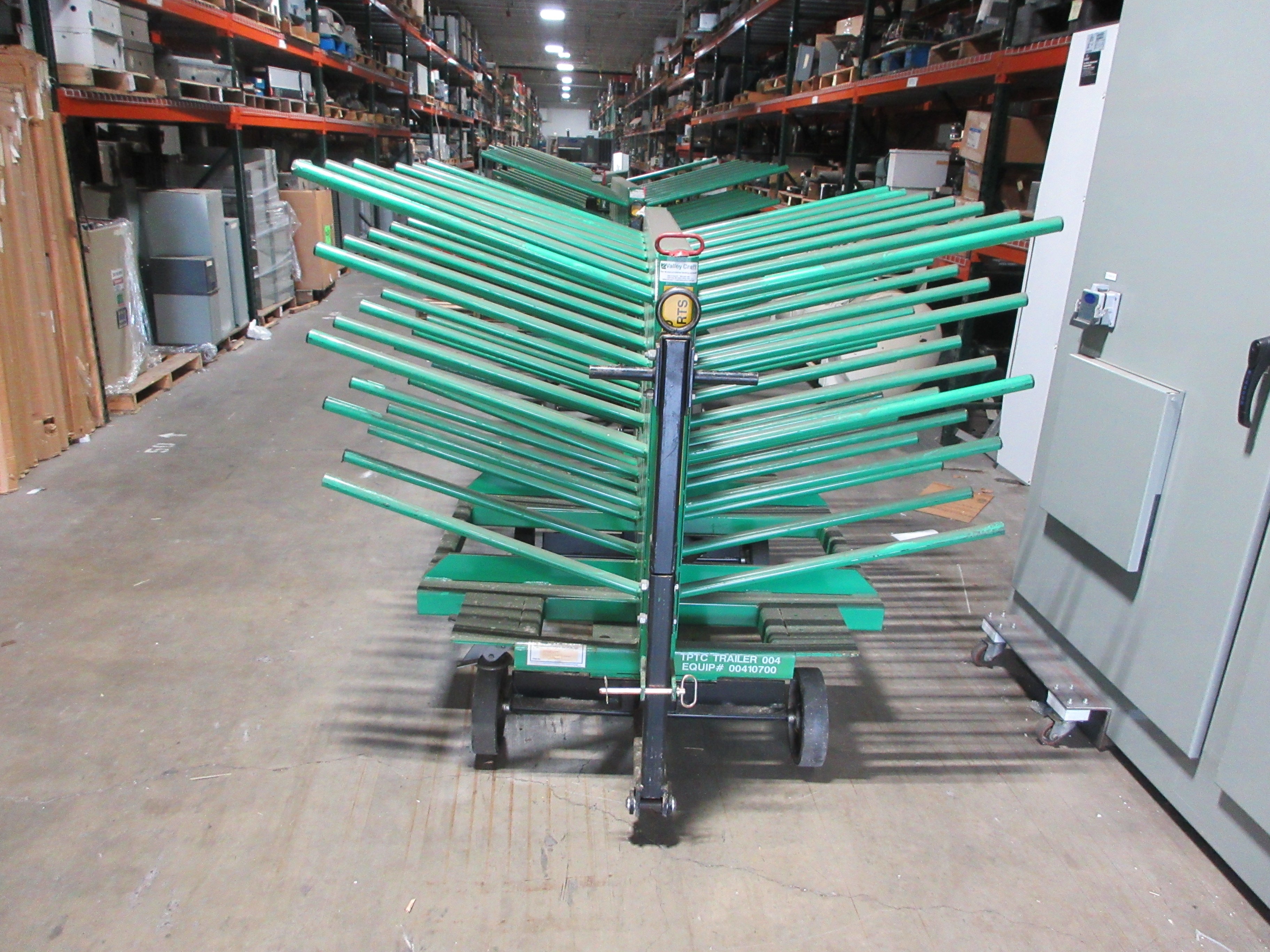 Valley Craft Quad-Steer Trailer TS226221-00 Length: 60" Width: 60" Used