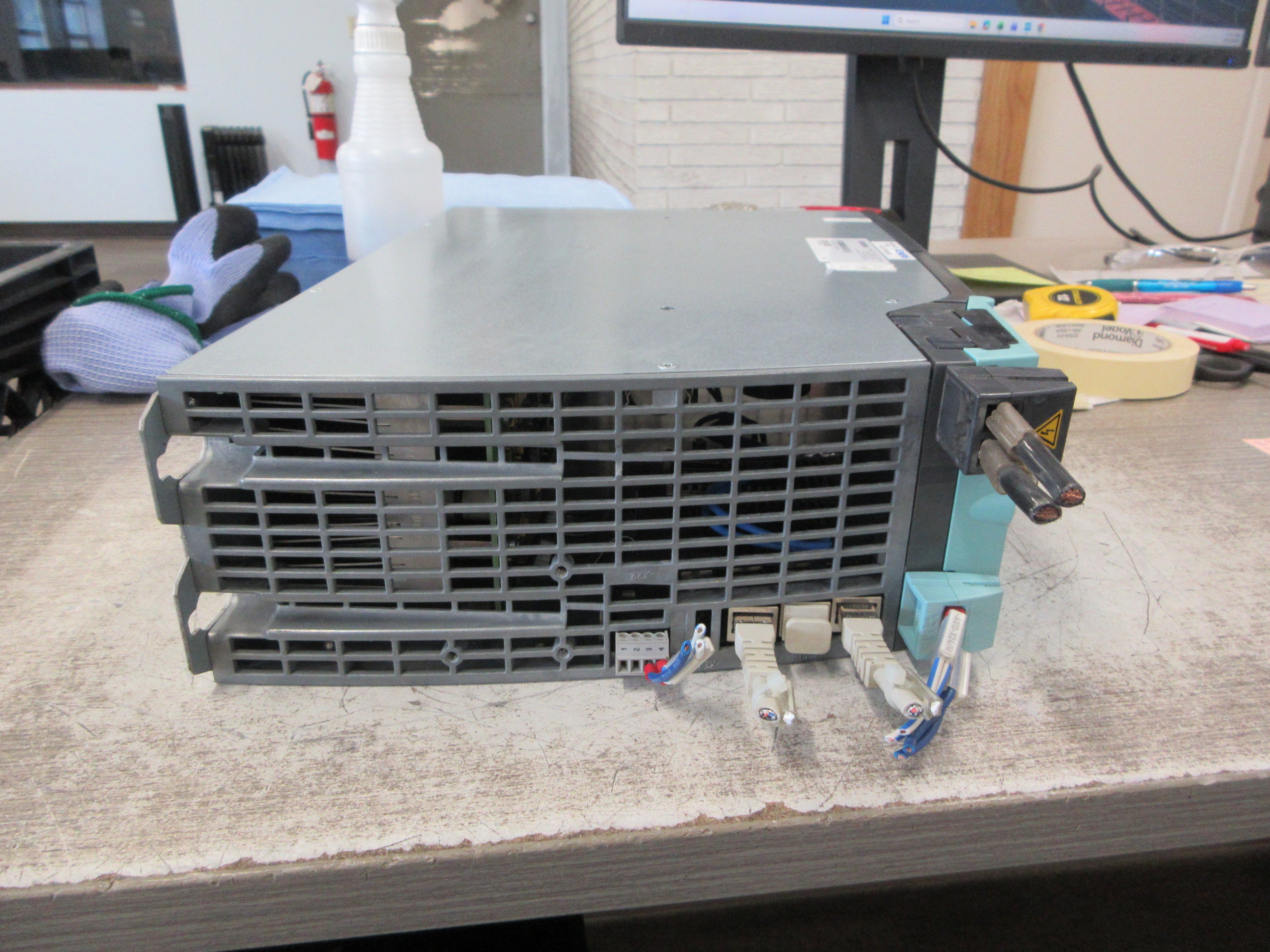 Siemens Single Motor Module 6SL3120-1TE23-0AA3 Ver.D Input: 600VDC Used