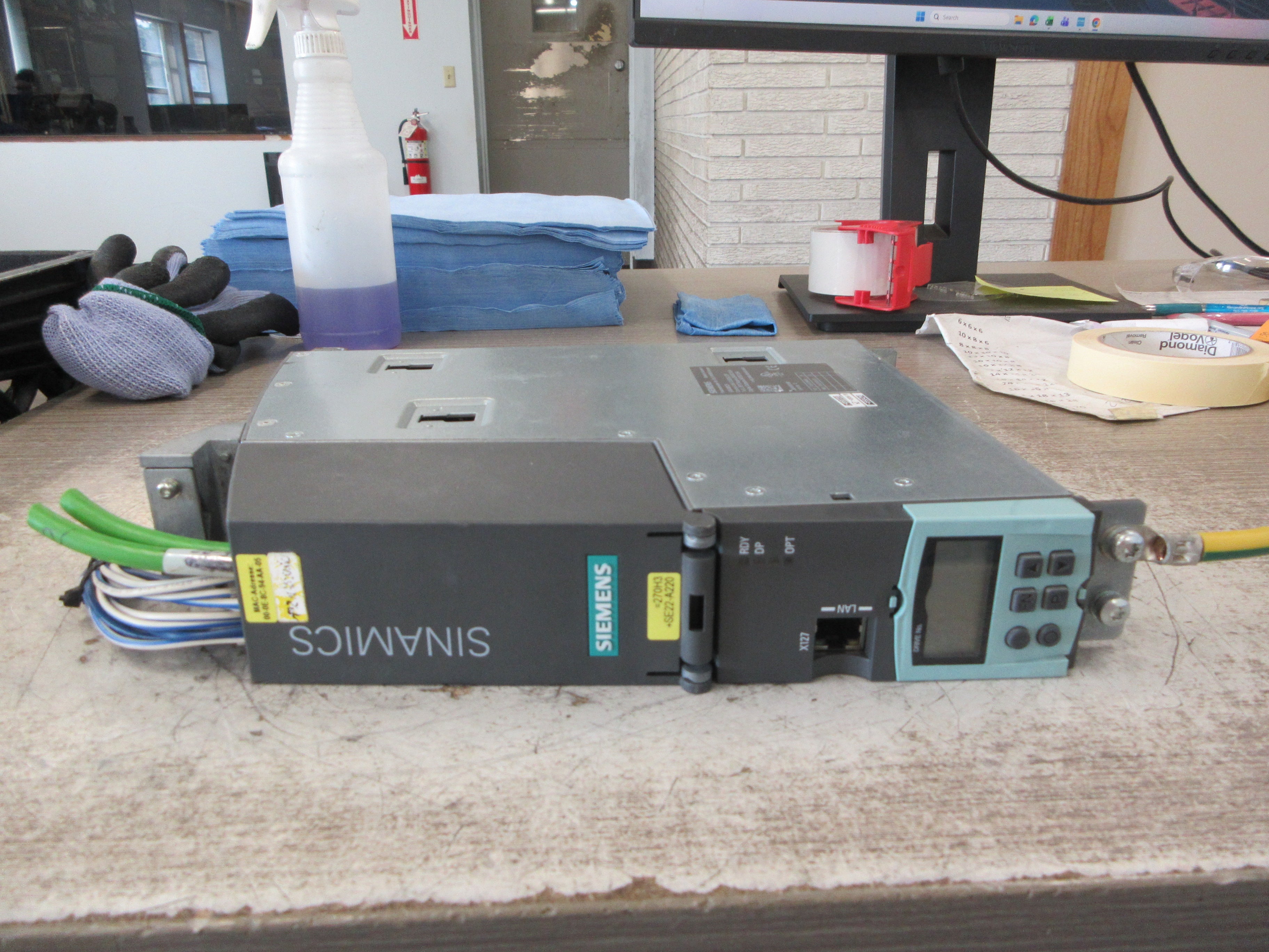 Siemens Sinamics CU320-2 DP Control Unit 6SL3040-1MA00-0AA0 Ver. C 24VDC Used