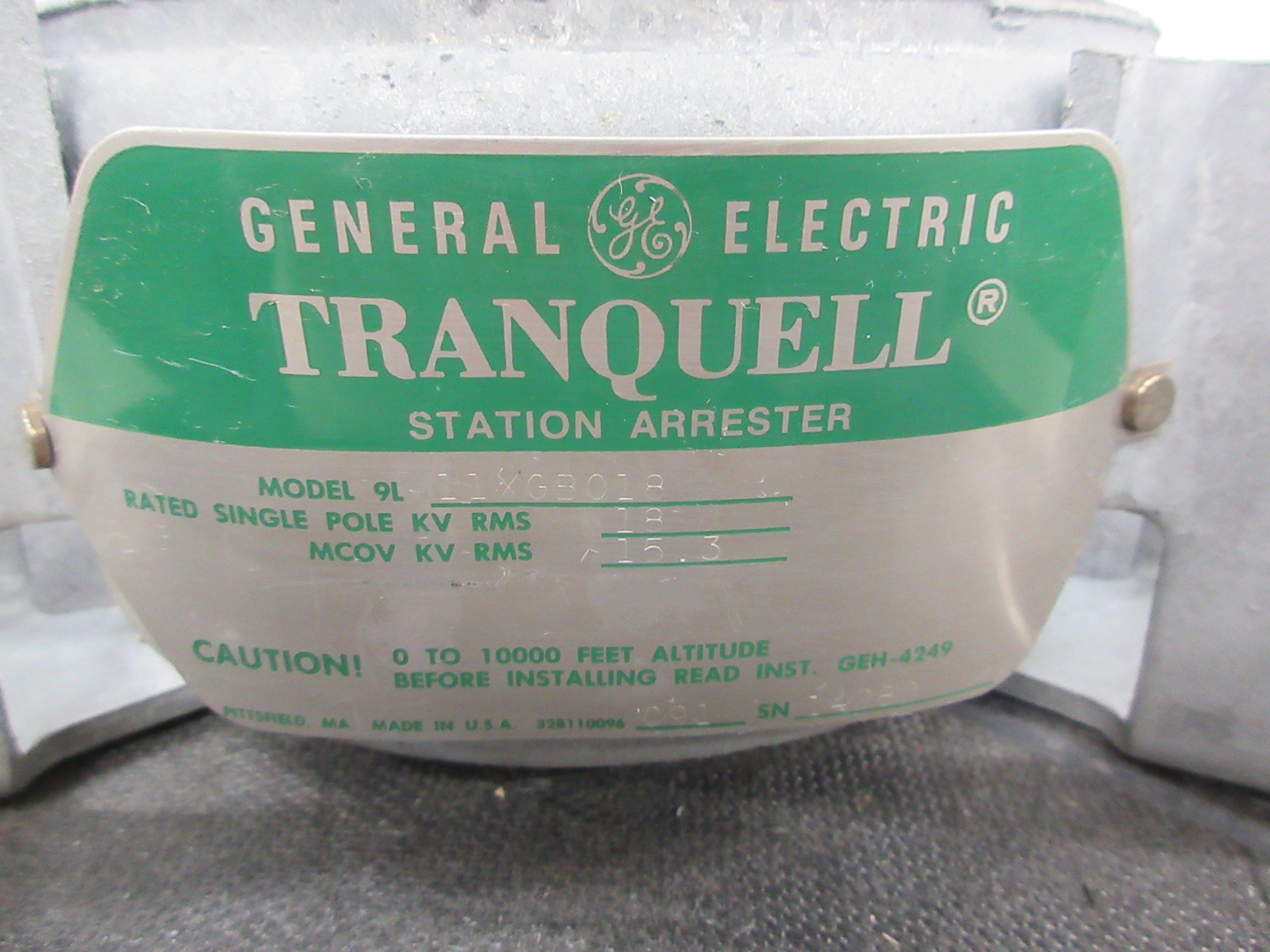 GE Tranquell Station Arrester 9L11XGB018 18 KV Single Pole 15.3KV MCOV Used