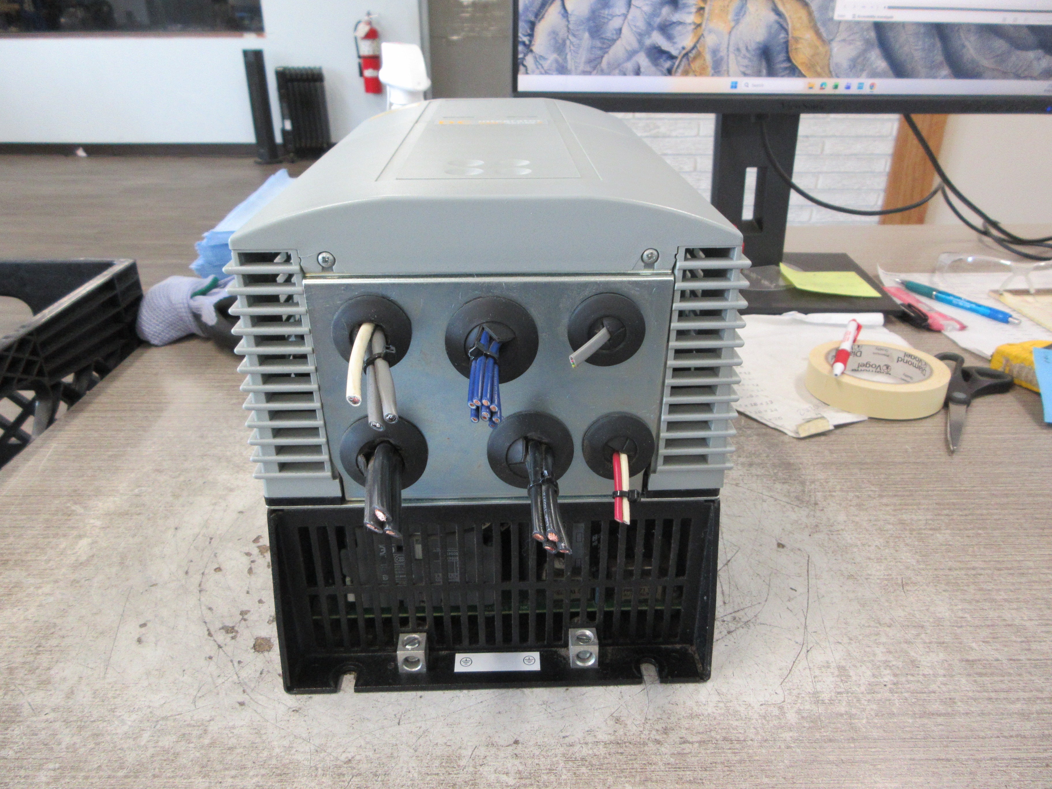Parker DC 590+ Series 2 Integrator DC Drive 955+8R0020 FW: 8v9 BS: 8.03 Used