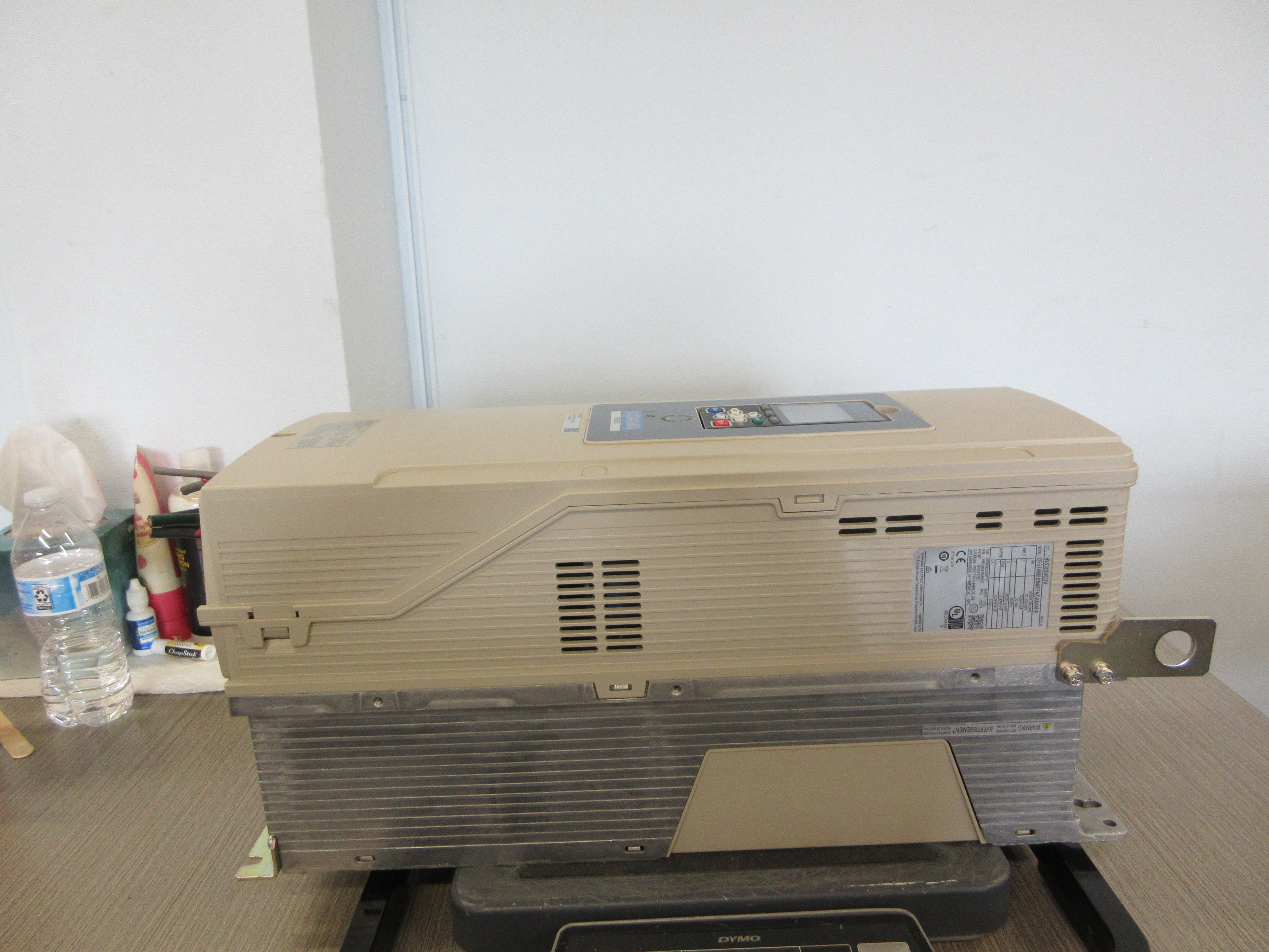 Yaskawa HV600 AC Drive CIPR-HV60U2046CFAA-AAAAHA Rev. A 15HP 3Ph Used