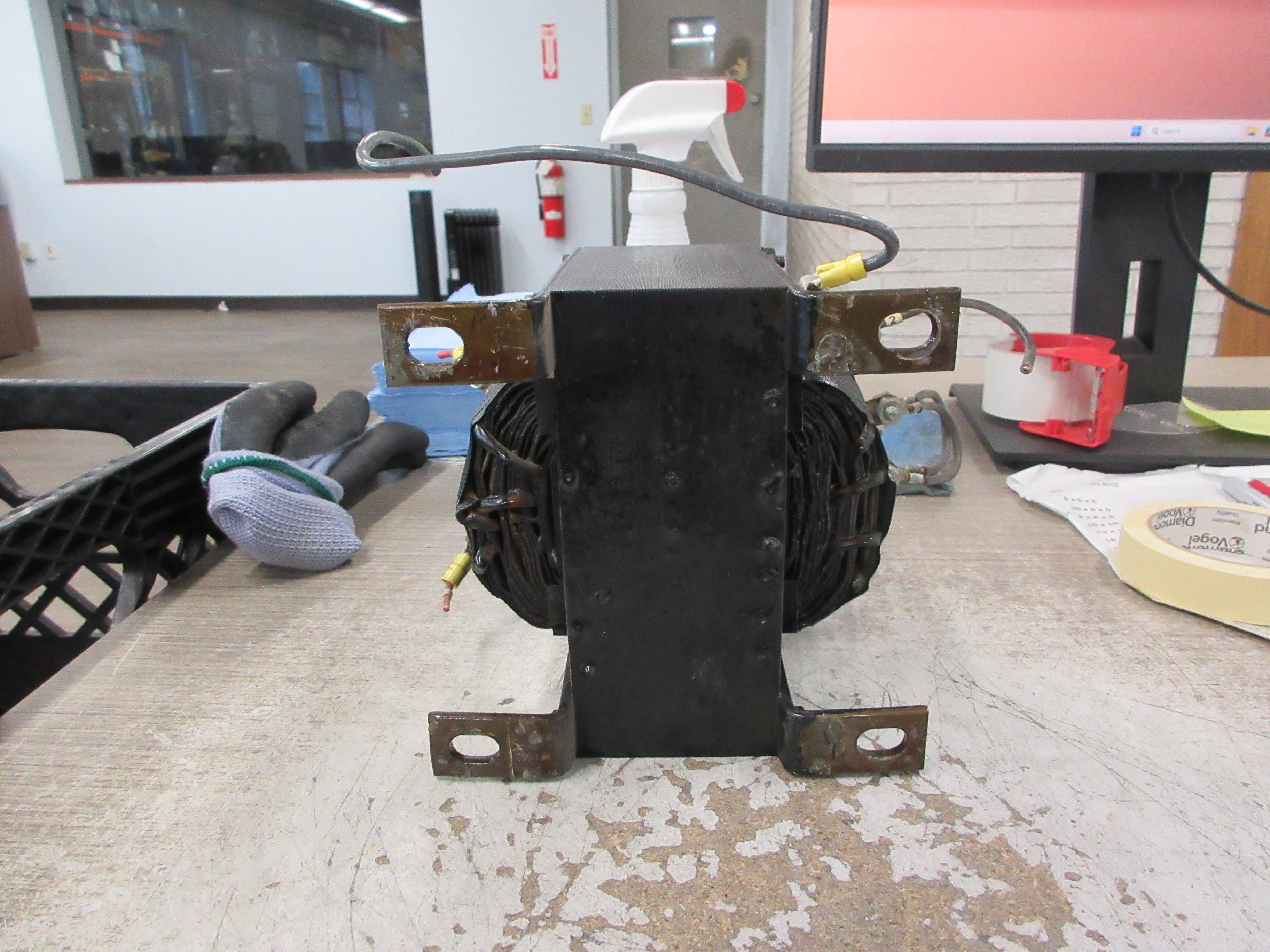 Hevi-Duty Type SMT Control Transformer T1500 1.5kVA Pri: 240/480V Sec: 120V Used