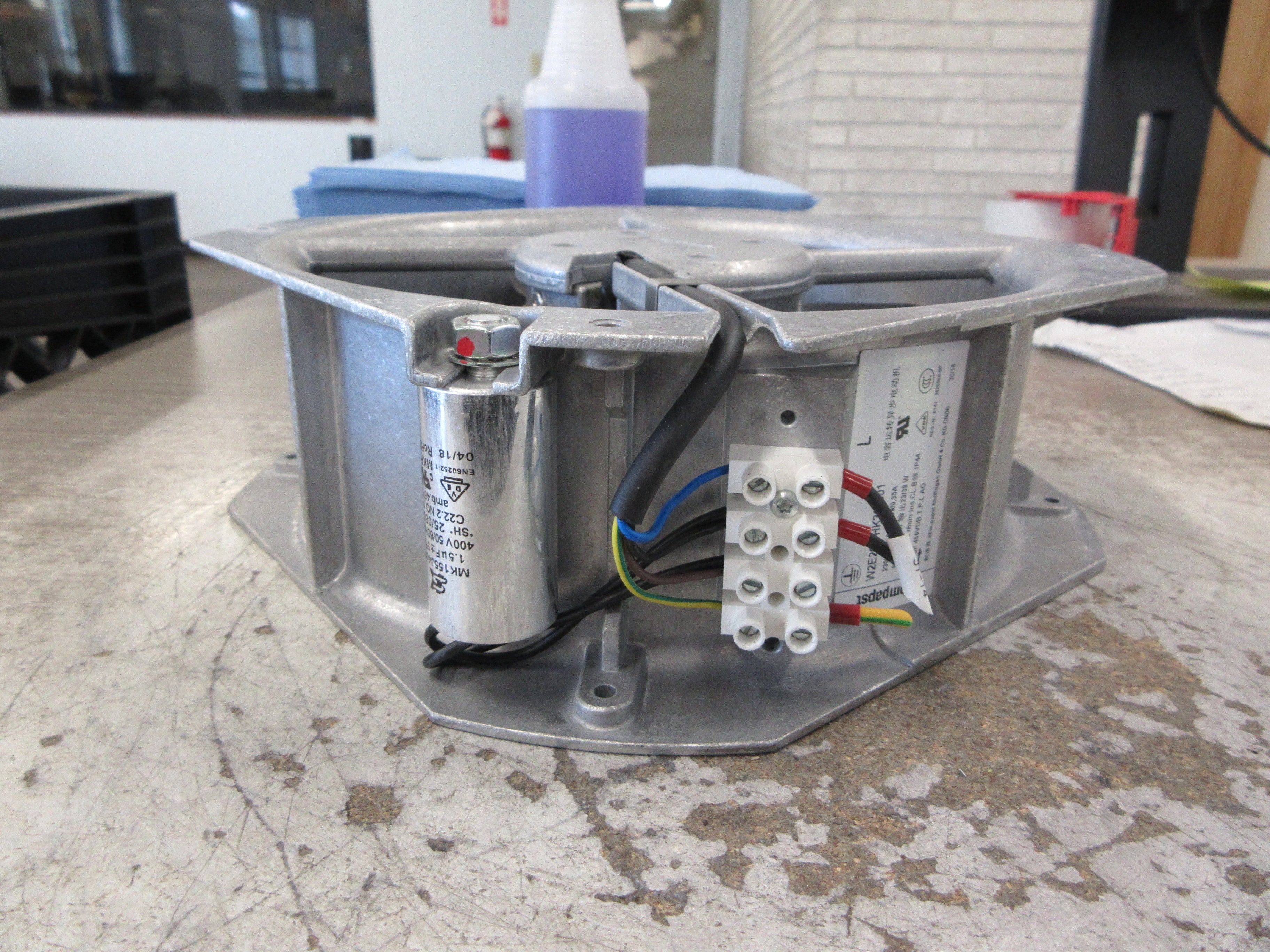 ebmpapst Axial Fan W2E200-HK38-C01 230V 50/60Hz 0.29/0.35A 2550/2800RPM Used