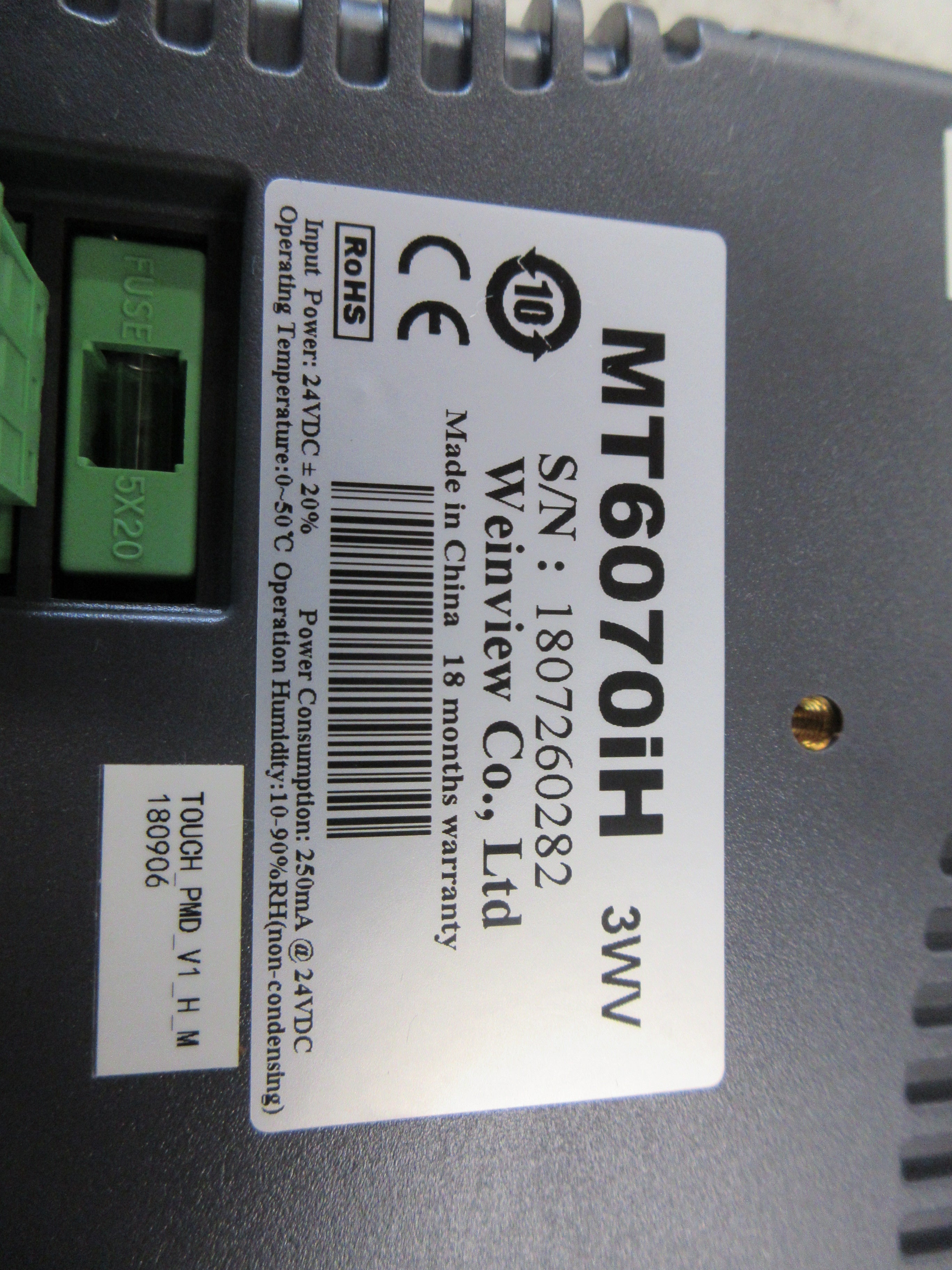Weinview Sungrow Operator Interface Panel MT6070iH 24VDC 250mA Used