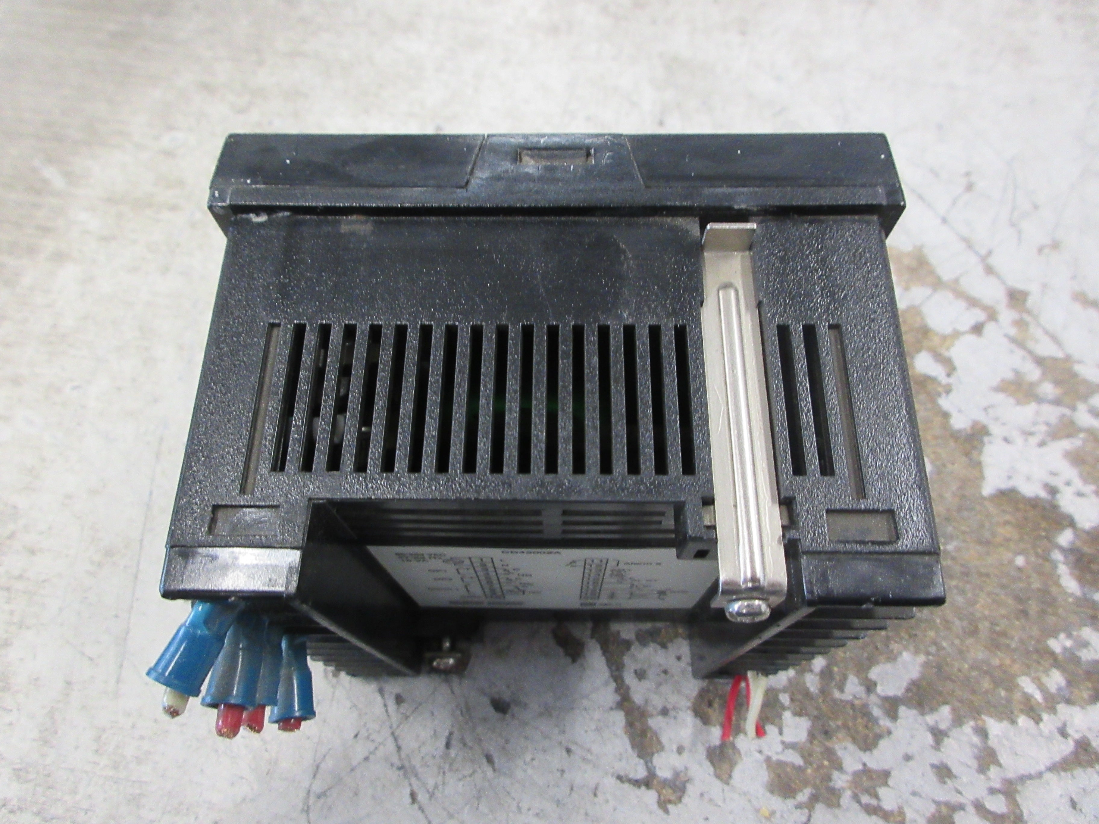 Future Design Controls FDC-4300 Temperature Controller CD4300ZA 90-264VAC Used