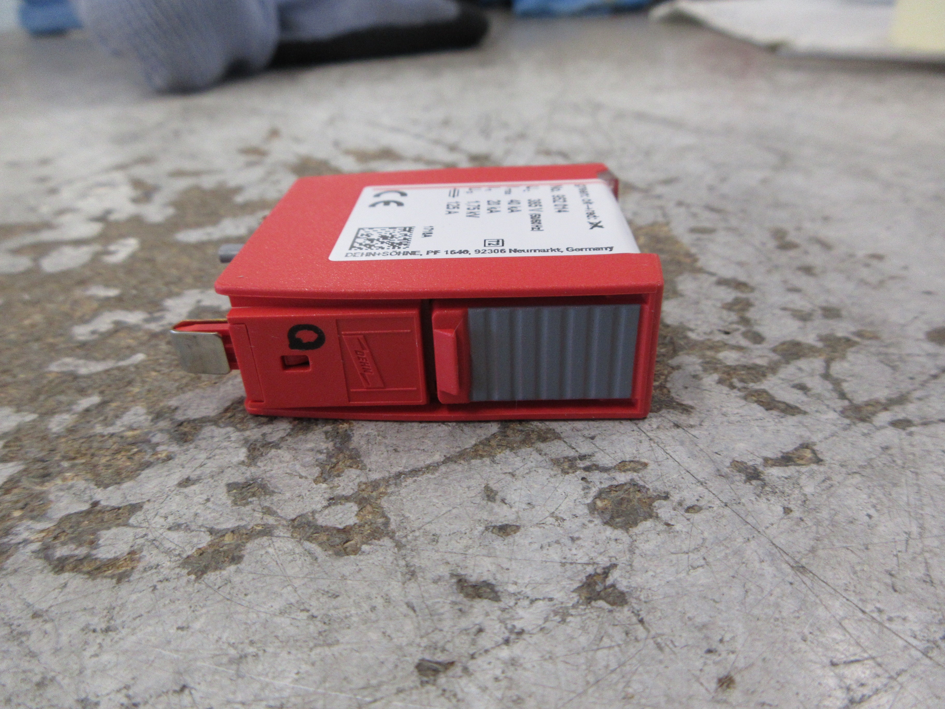 Dehn DEHNguard Surge Suppressor Module 952 014 385V 50/60Hz DG MOD 385 Used