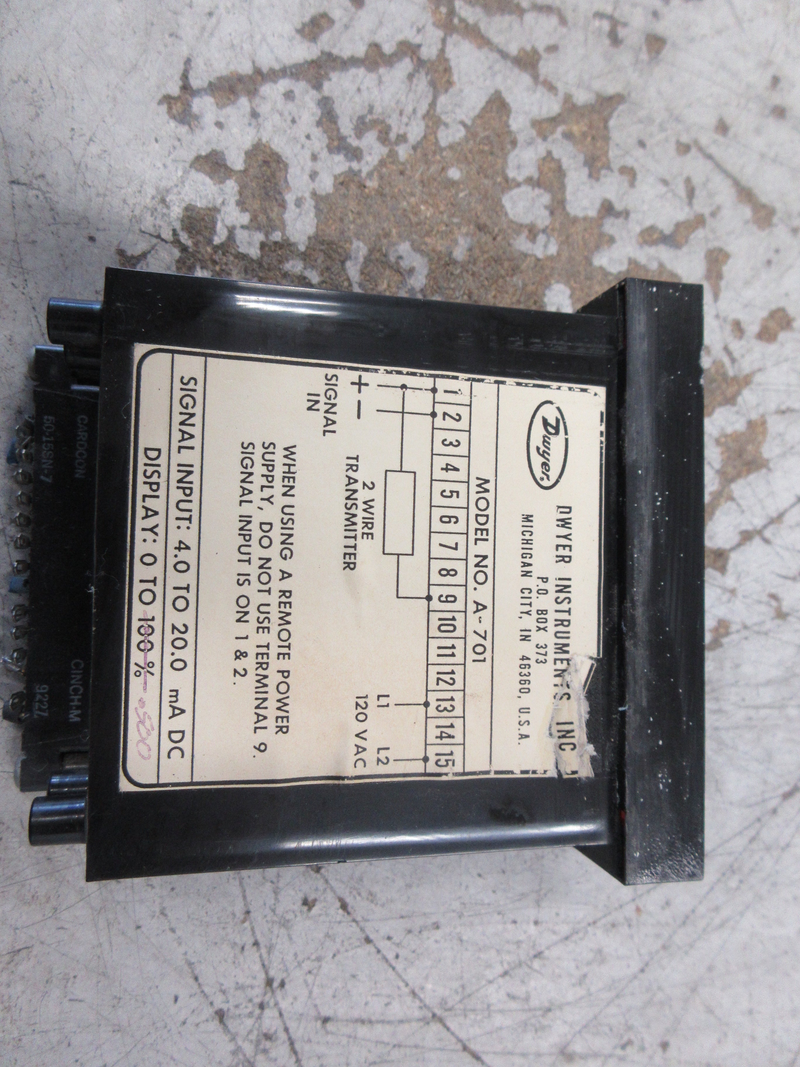 Dwyer Digital Panel Meter A-701 120VAC Signal: 4.0-20.0mA DC Used