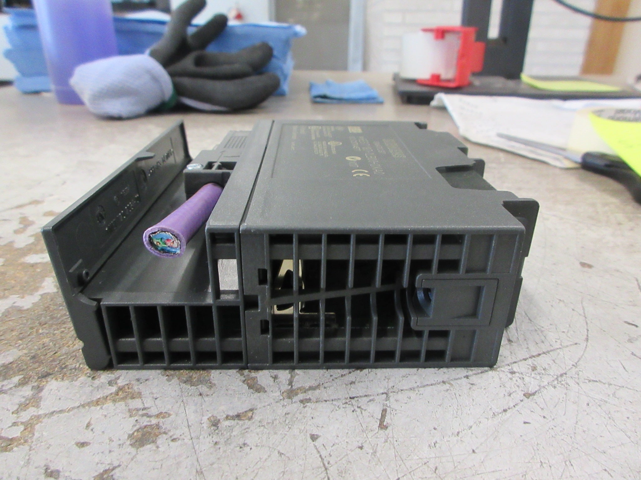 Siemens Simatic S7 Y-Coupler Module 6ES7 197-1LB00-0XA0 E-Stand: 3 Used