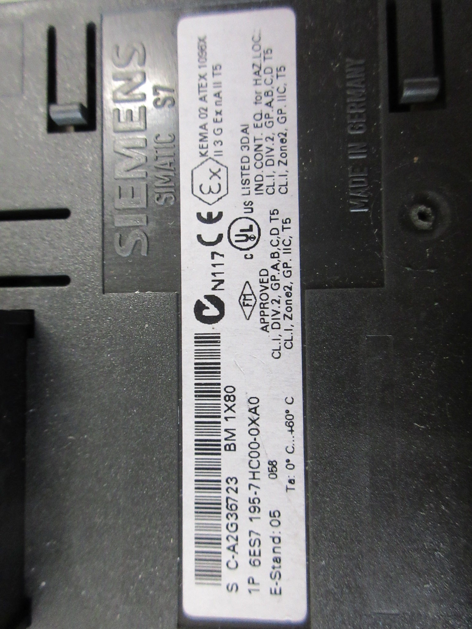 Siemens Simatic S7 Bus Module 6ES7 195-7HC00-0XA0 E-Stand: 05 Used