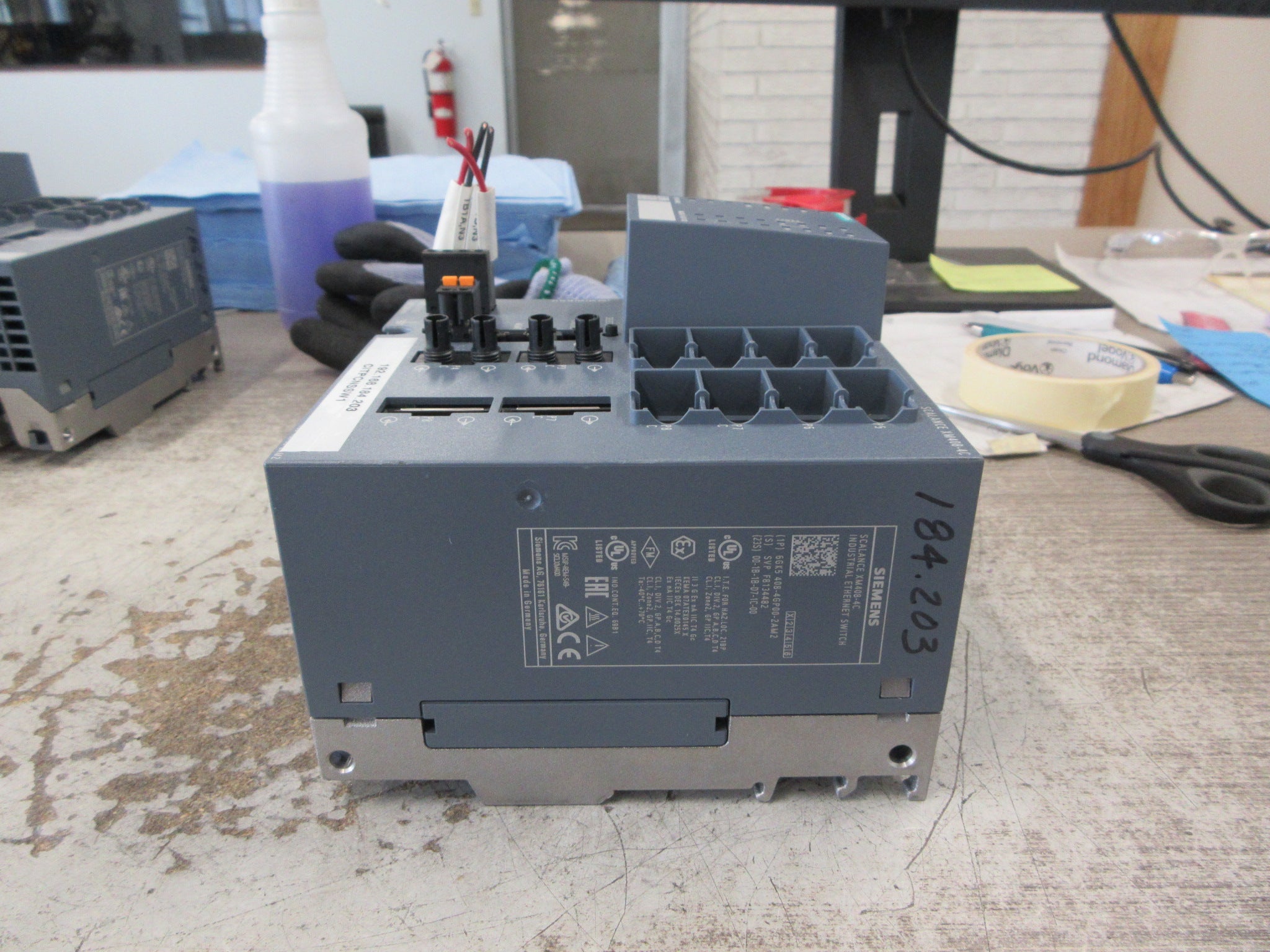 Siemens Scalance XM408-4C Industrial Ethernet Switch 6GK5 480-4GP00-2AM2 Used