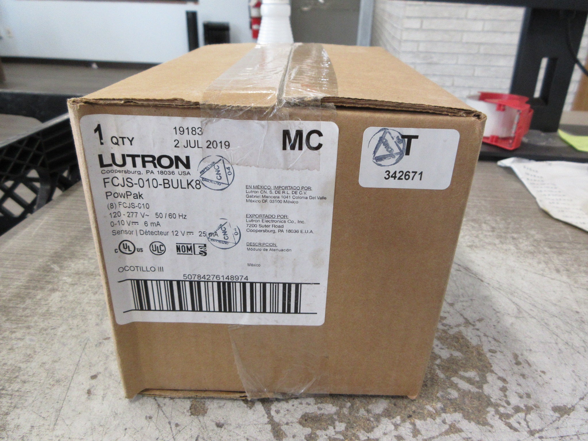 Lutron PowPak Wireless Fixture Control FCJS-010-BULK8 120-277VAC 0-10VDC