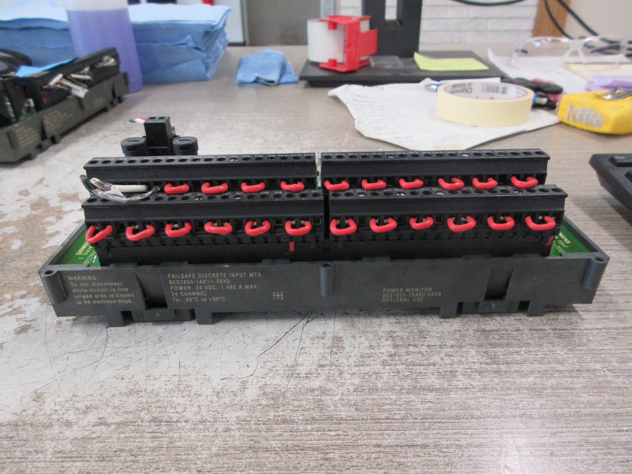 Siemens Failsafe Discrete Input MTA 6ES7650-1AK11-7XX0 24-Ch Used